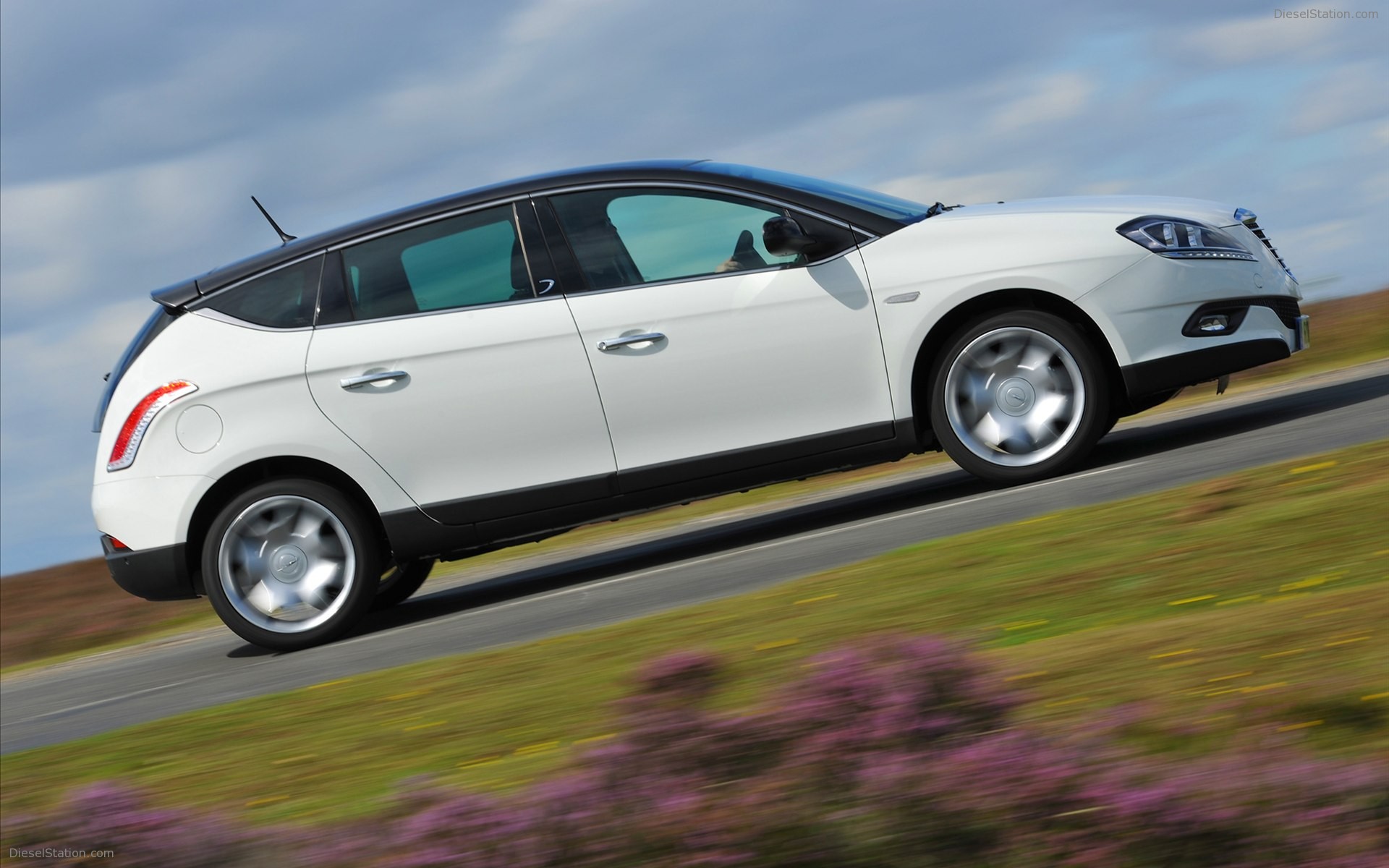 Chrysler Delta 2012