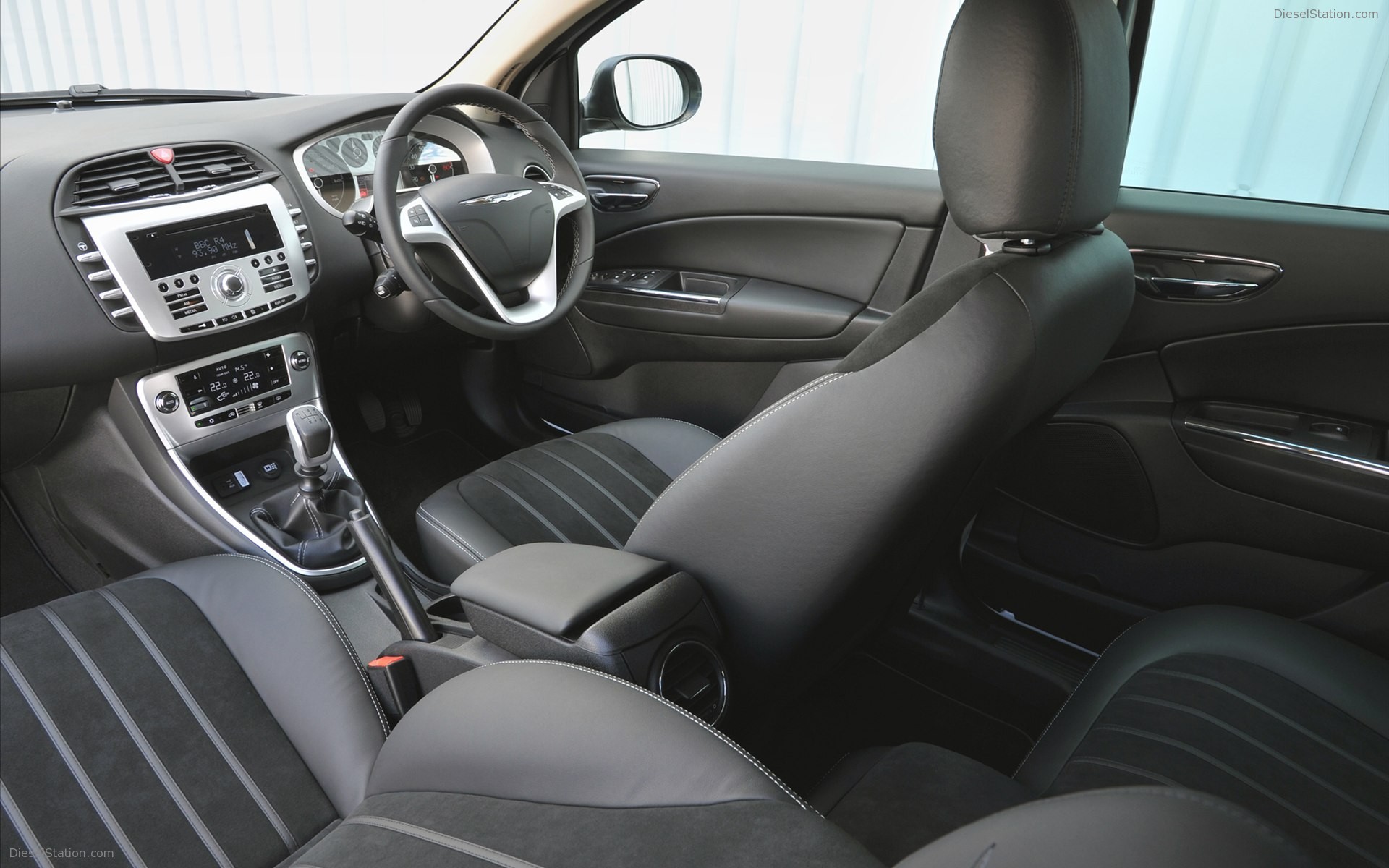 Chrysler Delta 2012