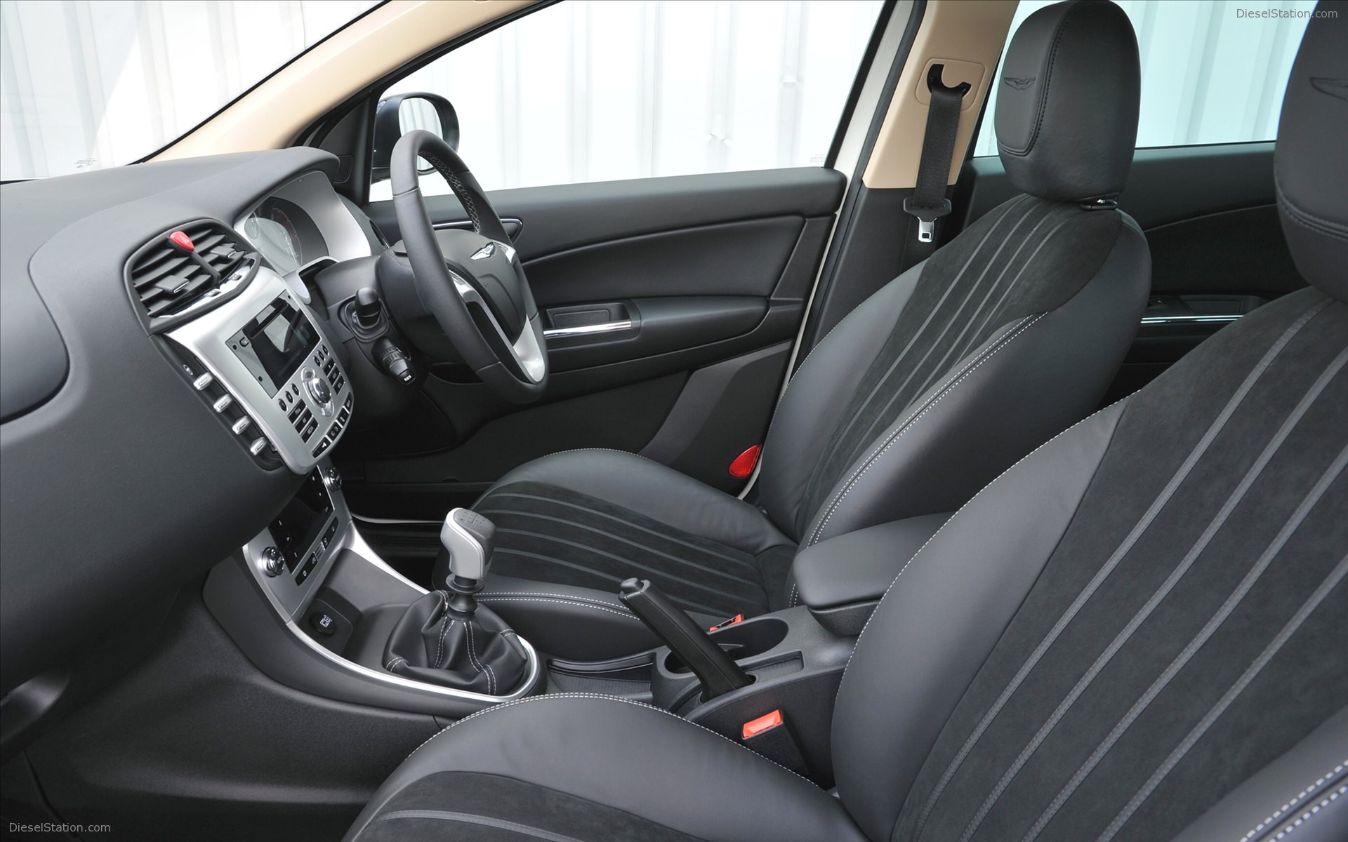Chrysler Delta 2012