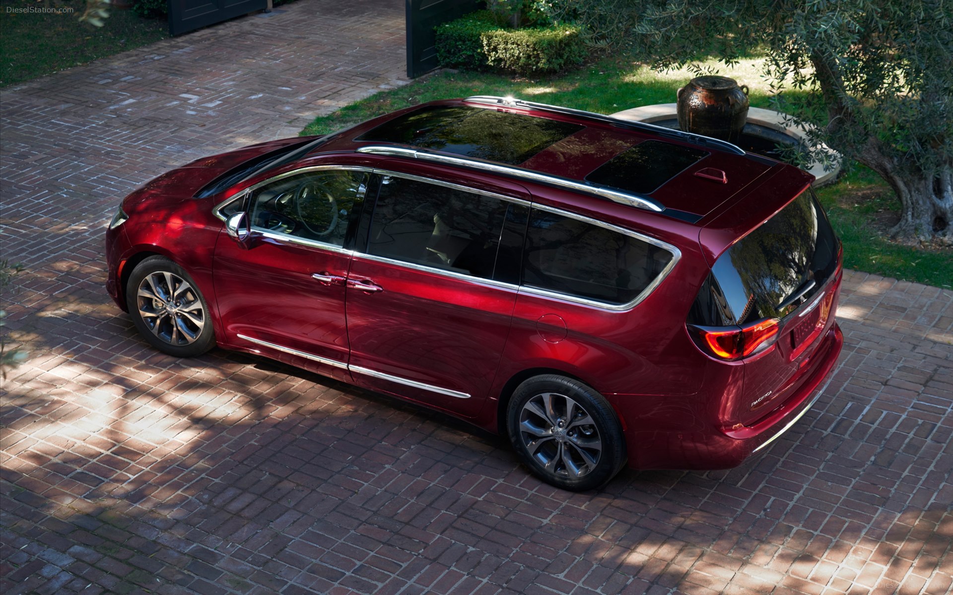 Chrysler Pacifica 2017