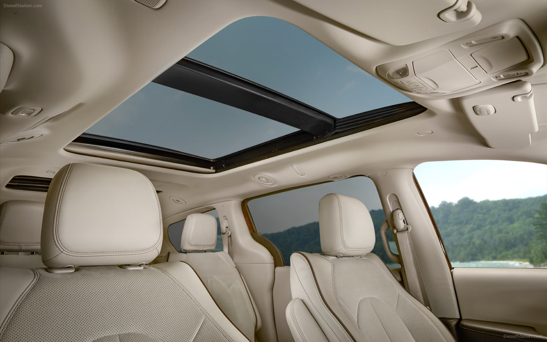 Chrysler Pacifica 2017