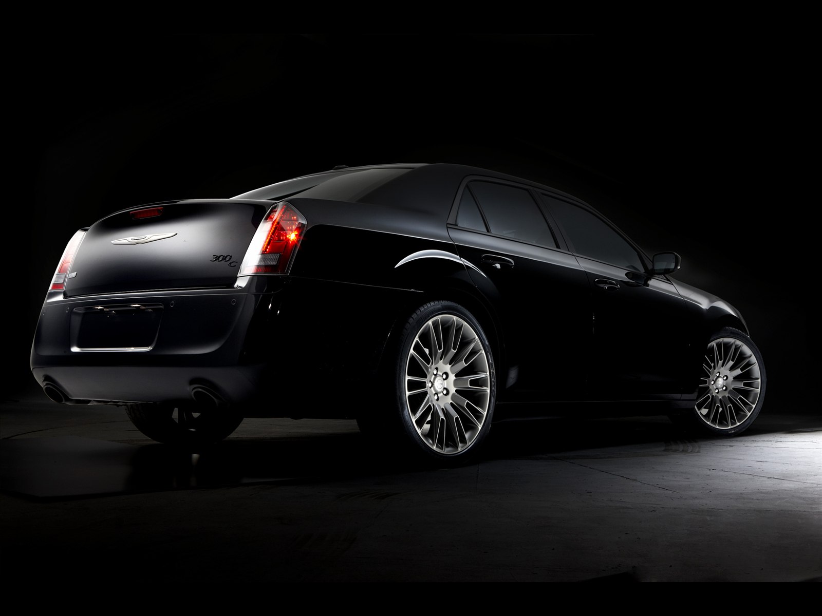 Chrysler 300C John Varvatos Limited Edition 2014 Chrysler 300C John Varvatos Limited Edition 2014