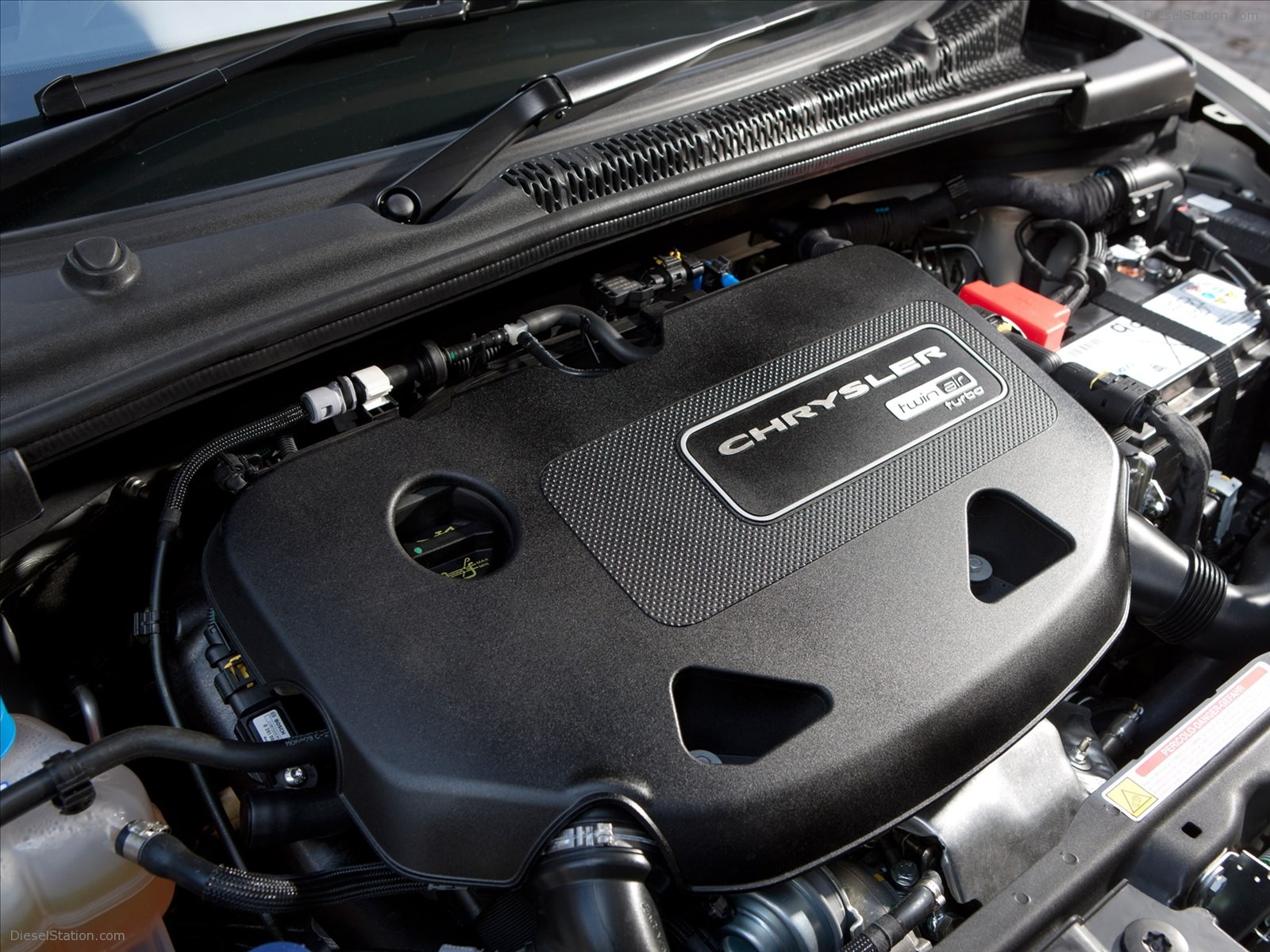 CHRYSLER YPSILON 2012