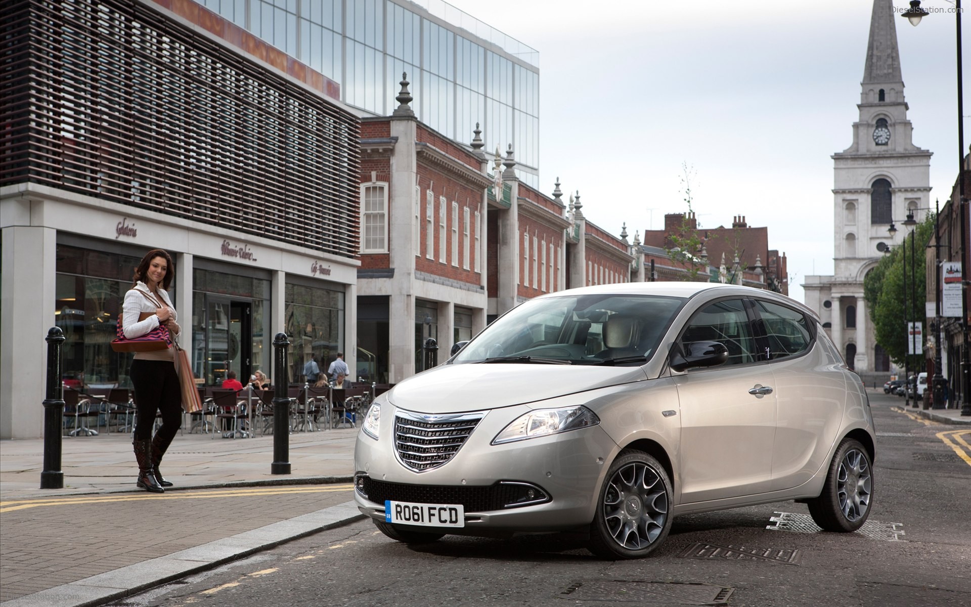 CHRYSLER YPSILON 2012