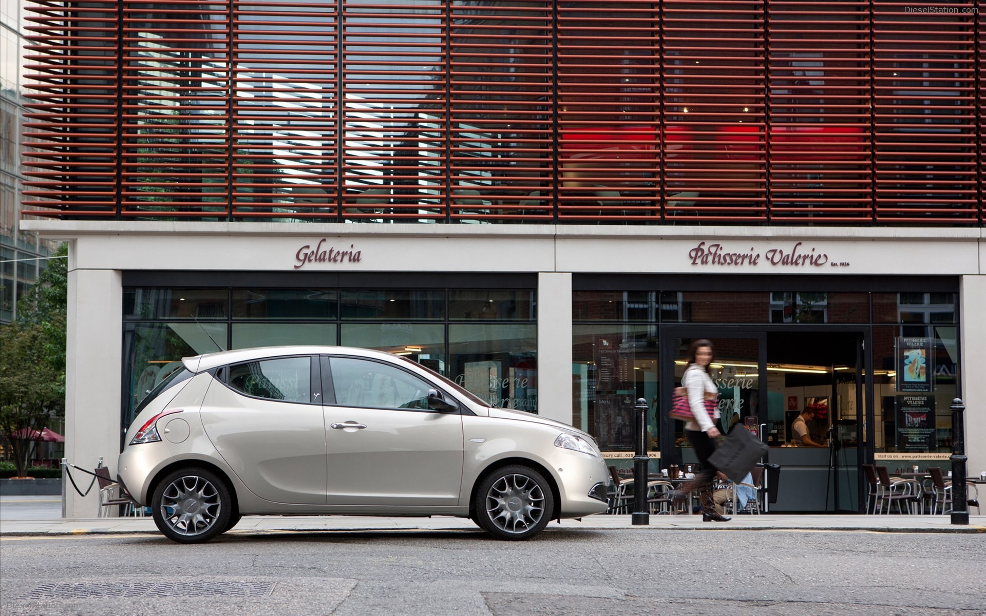 CHRYSLER YPSILON 2012