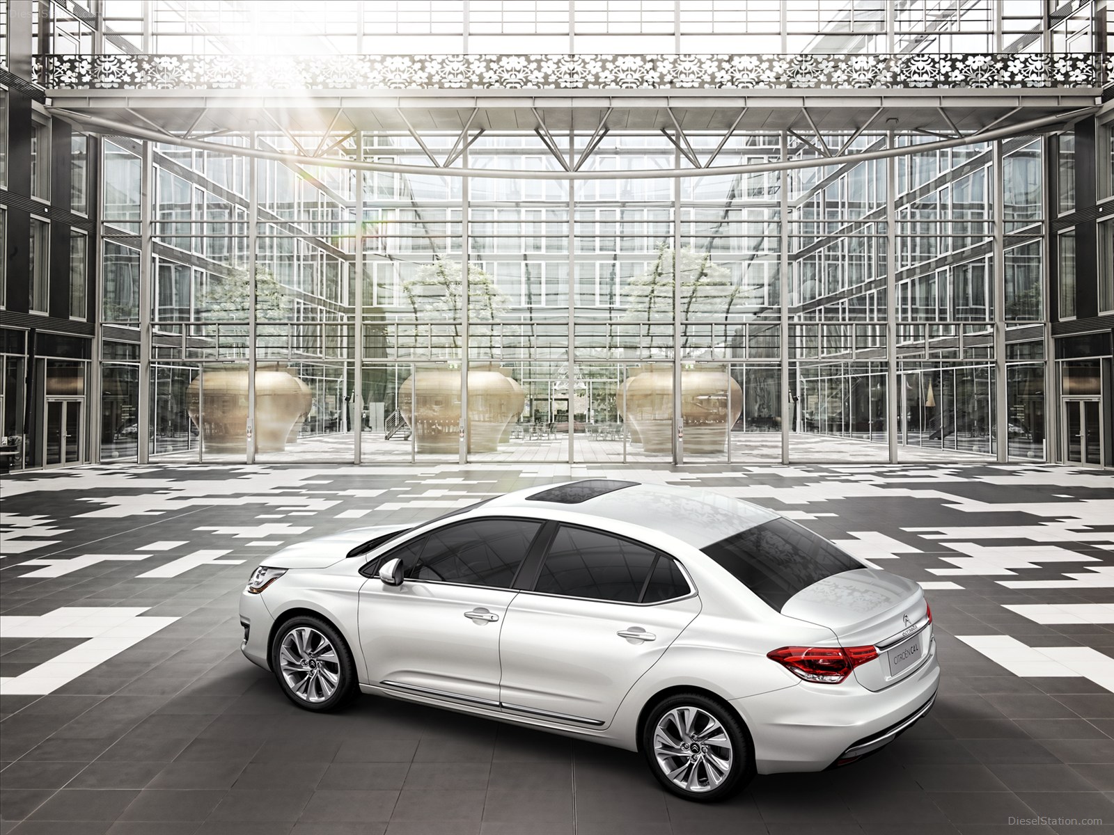 Citroen C4 L 2013