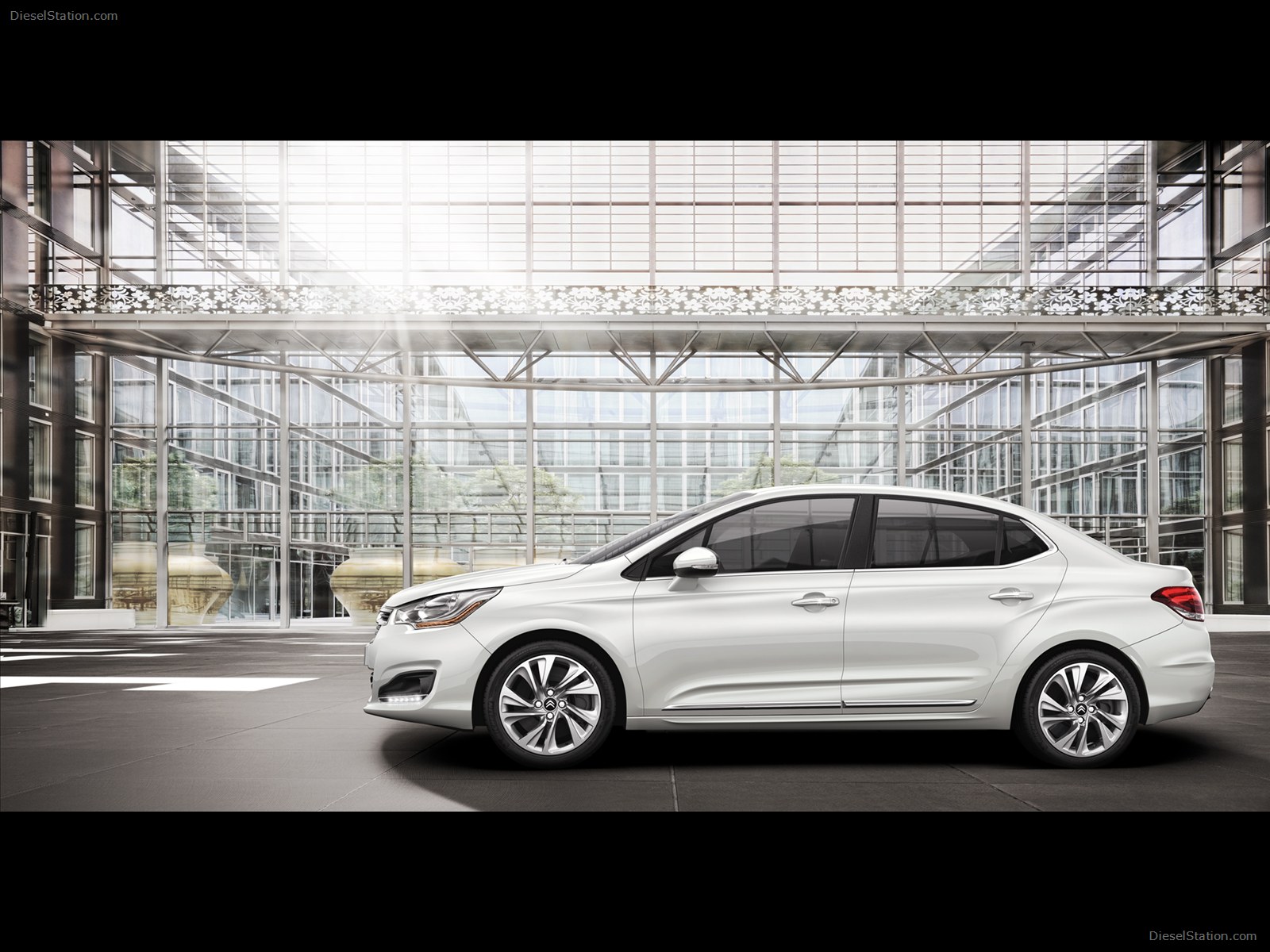 Citroen C4 L 2013