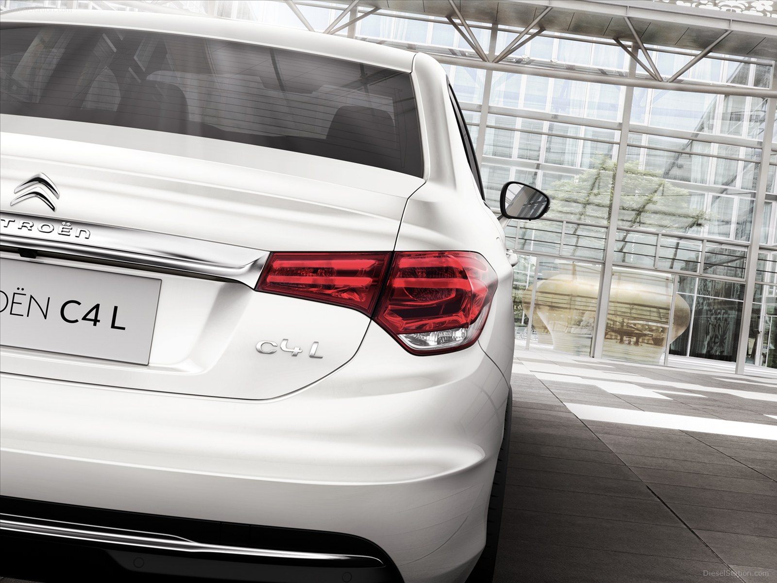 Citroen C4 L 2013