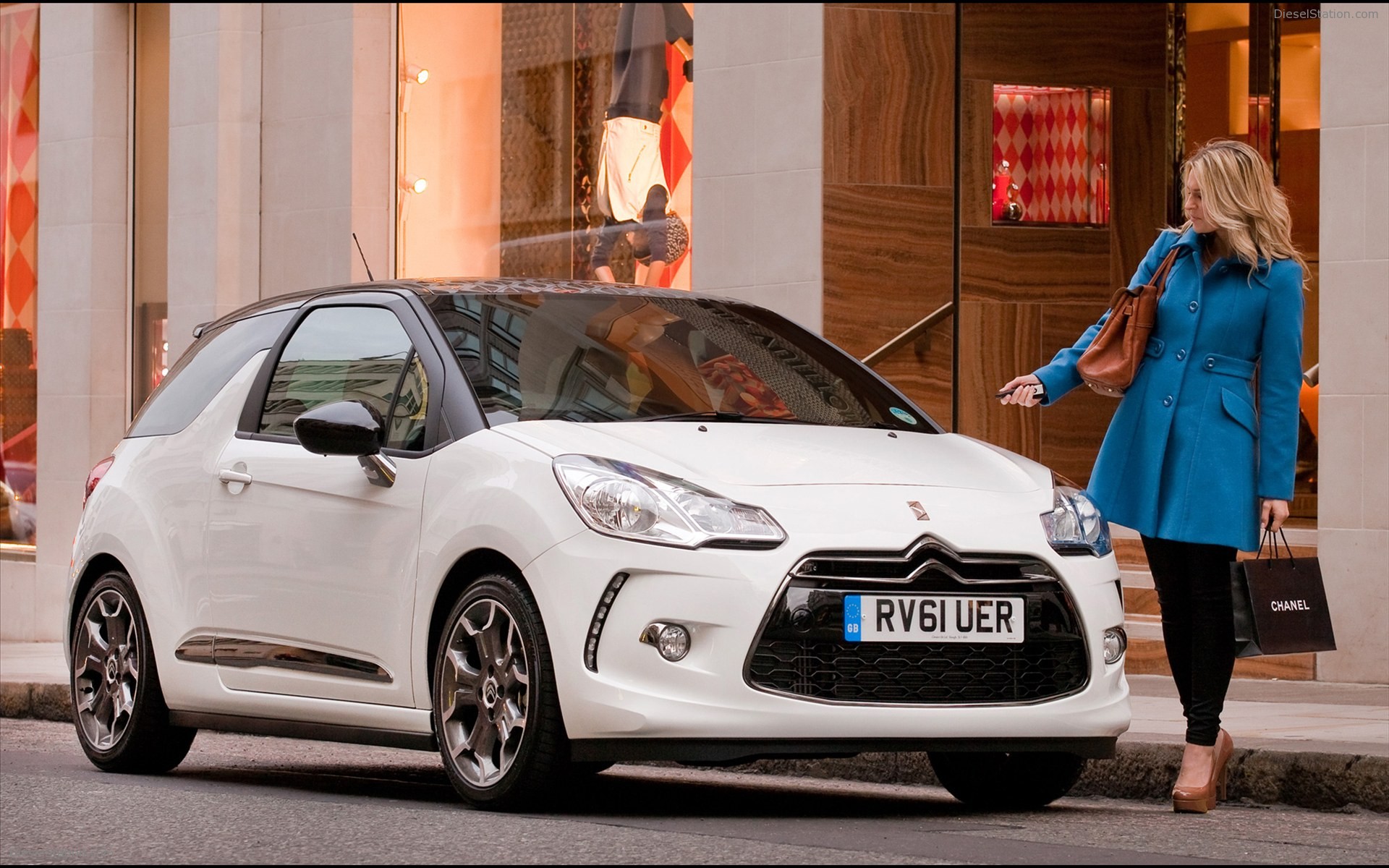 Citroen DS3 Ultra Prestige 2012