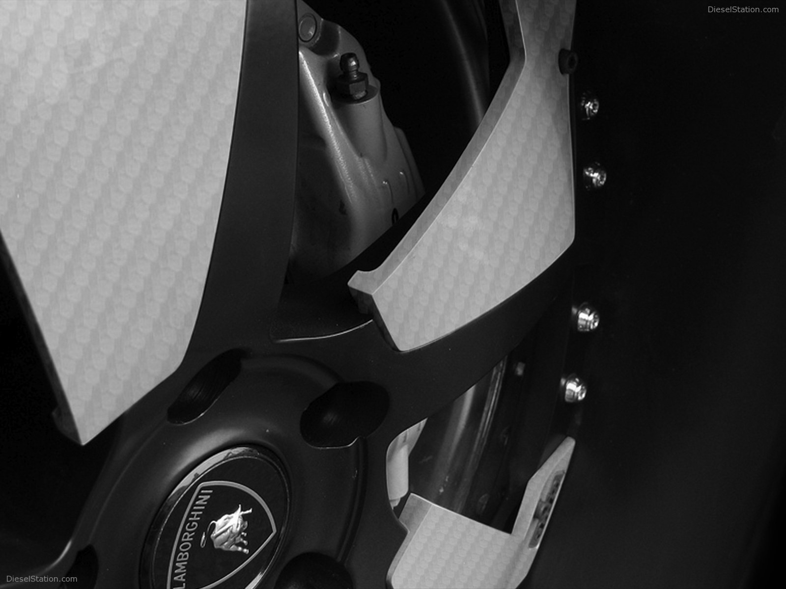 DMC Quattro Veloce Lamborghini LP670
