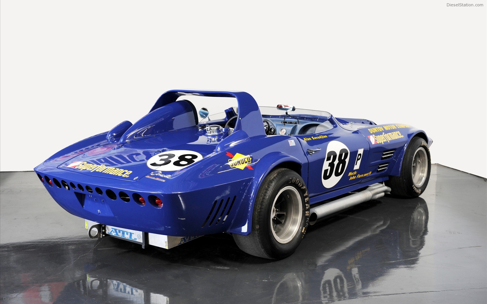 Superformance Corvette Grand Sport
