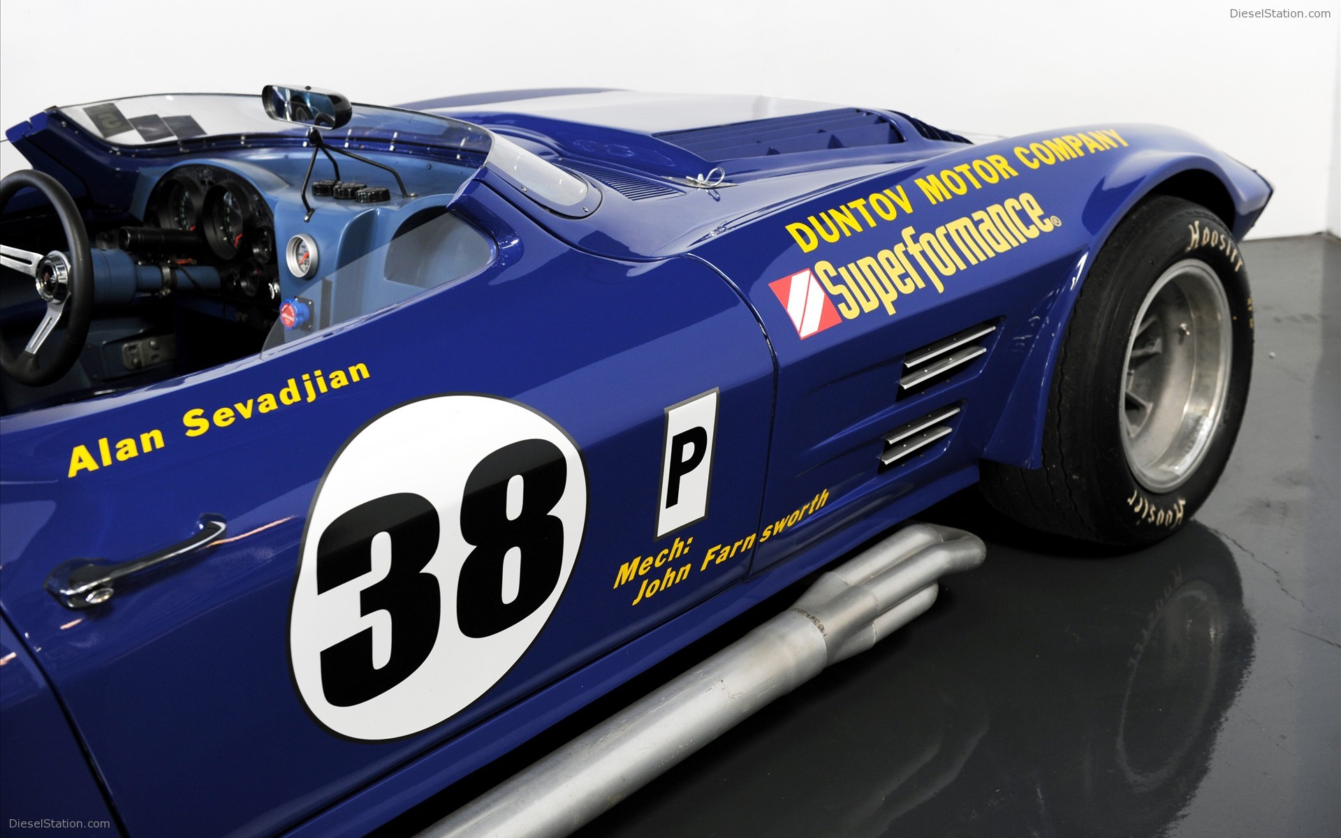 Superformance Corvette Grand Sport