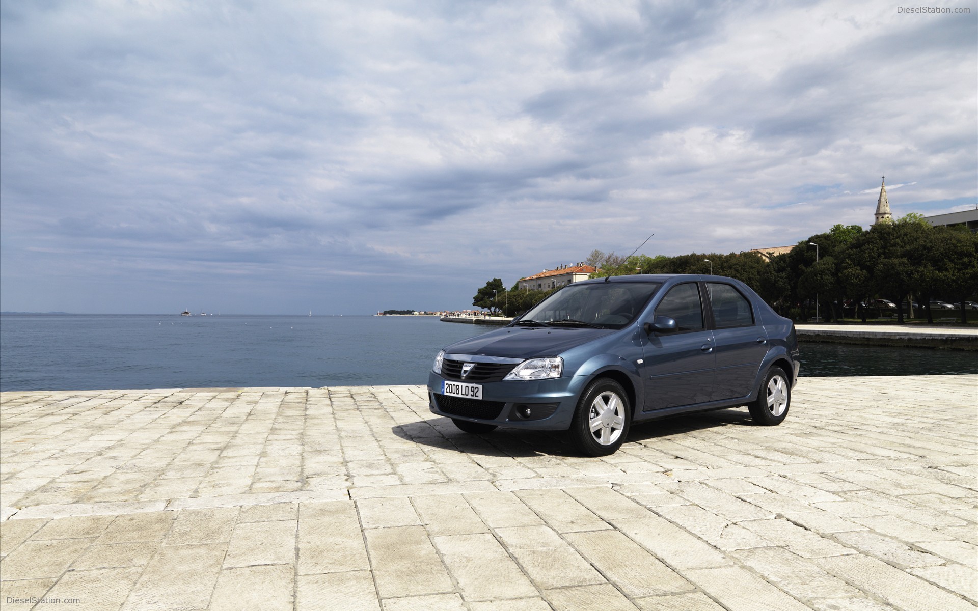 2009 New Dacia Logan
