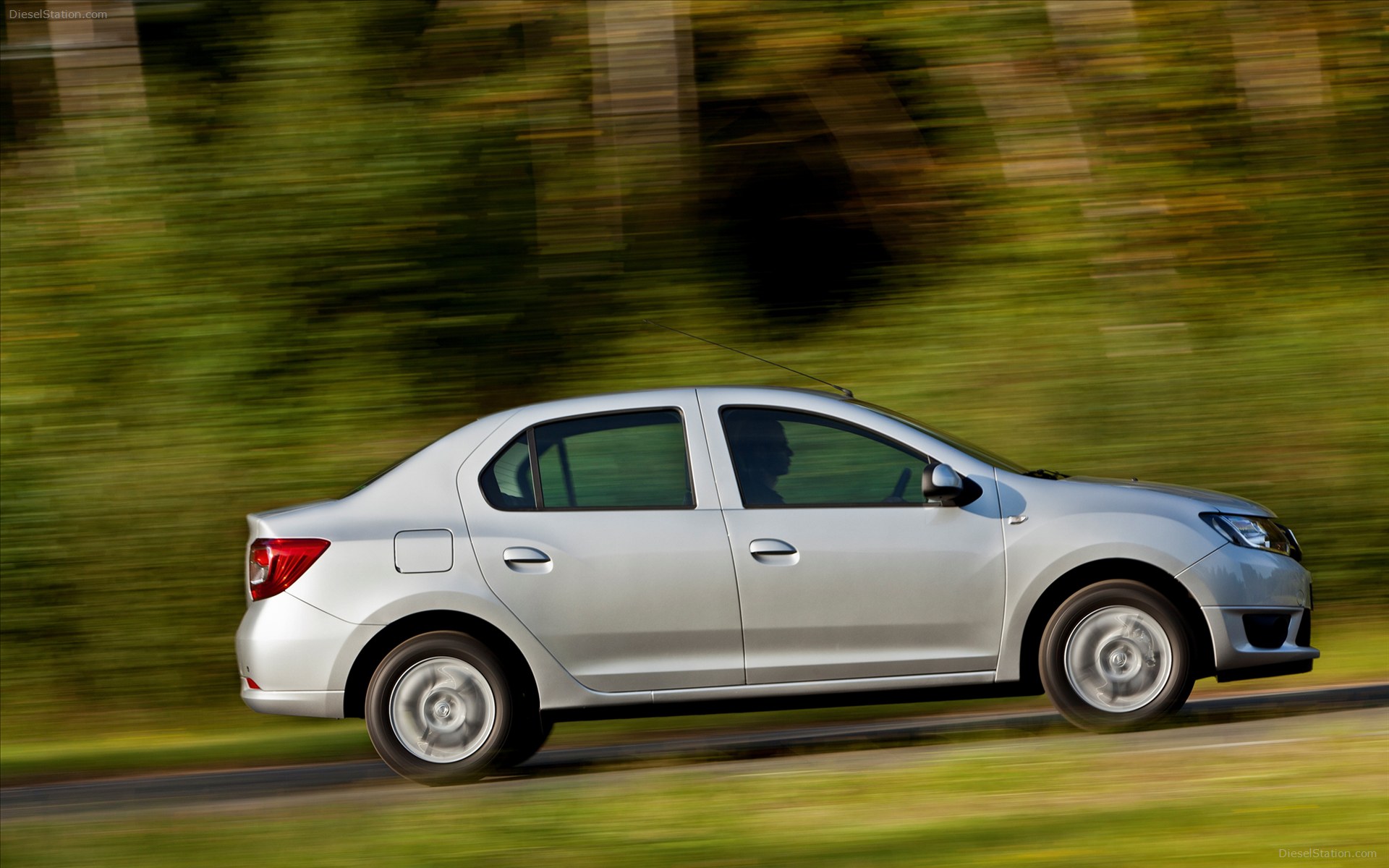 Dacia Logan 2013