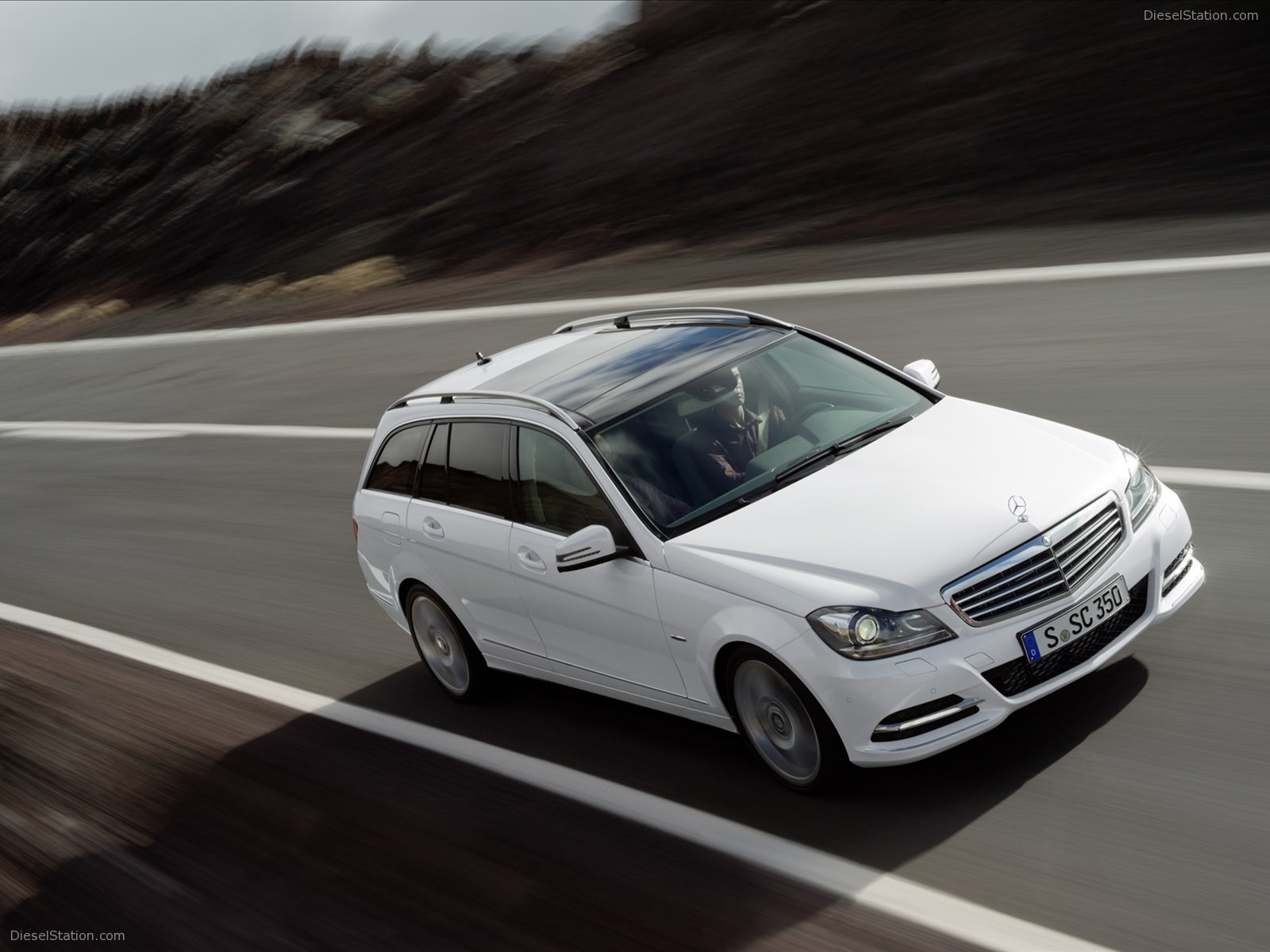 Mercedes-Benz C-Class Estate 2011