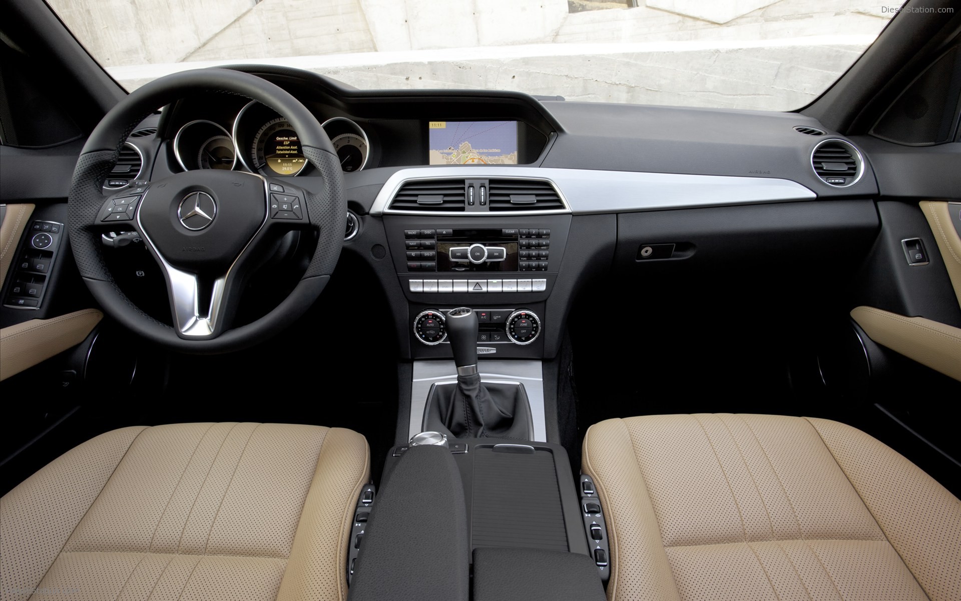 Mercedes-Benz C-Class Estate 2011