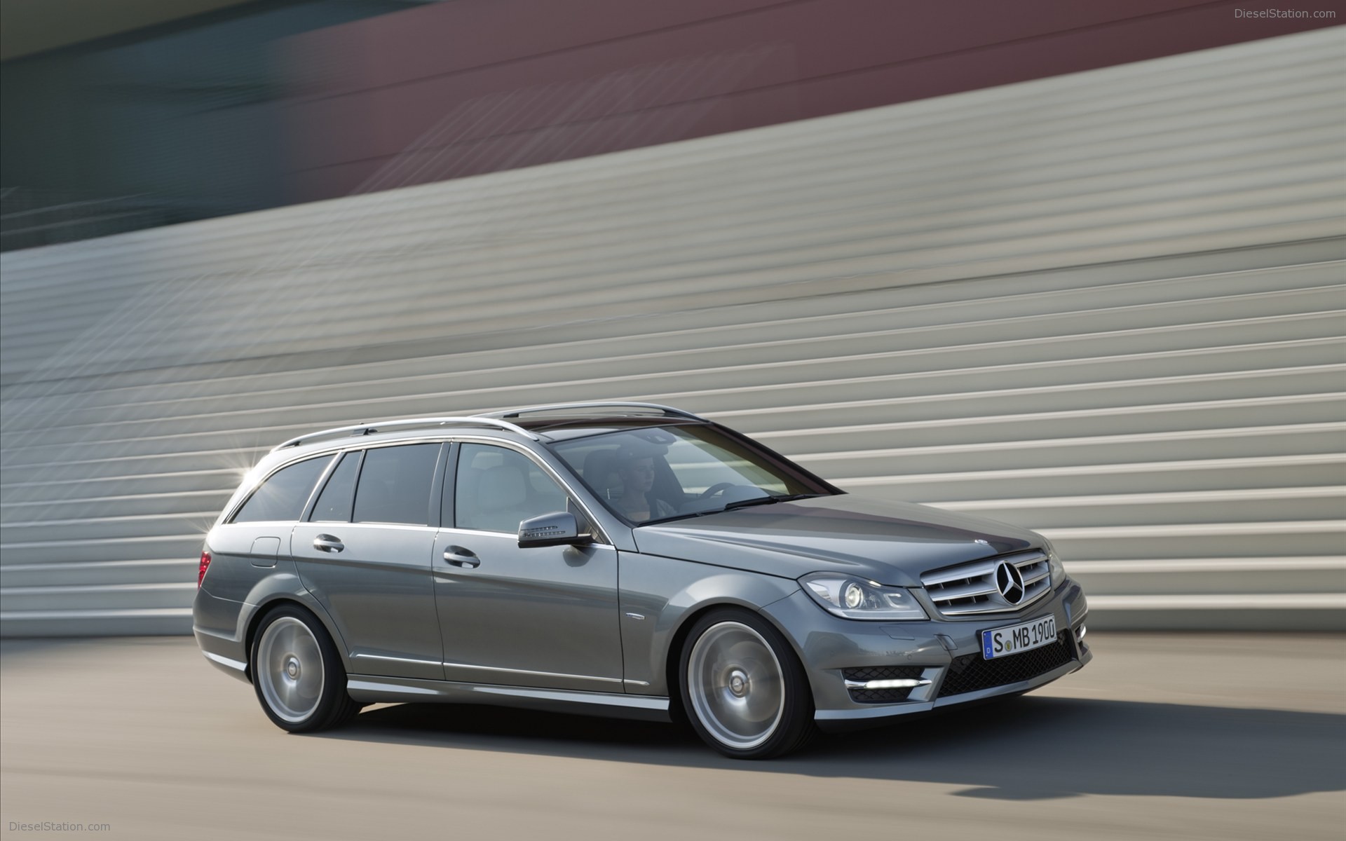 Mercedes-Benz C-Class Estate 2011