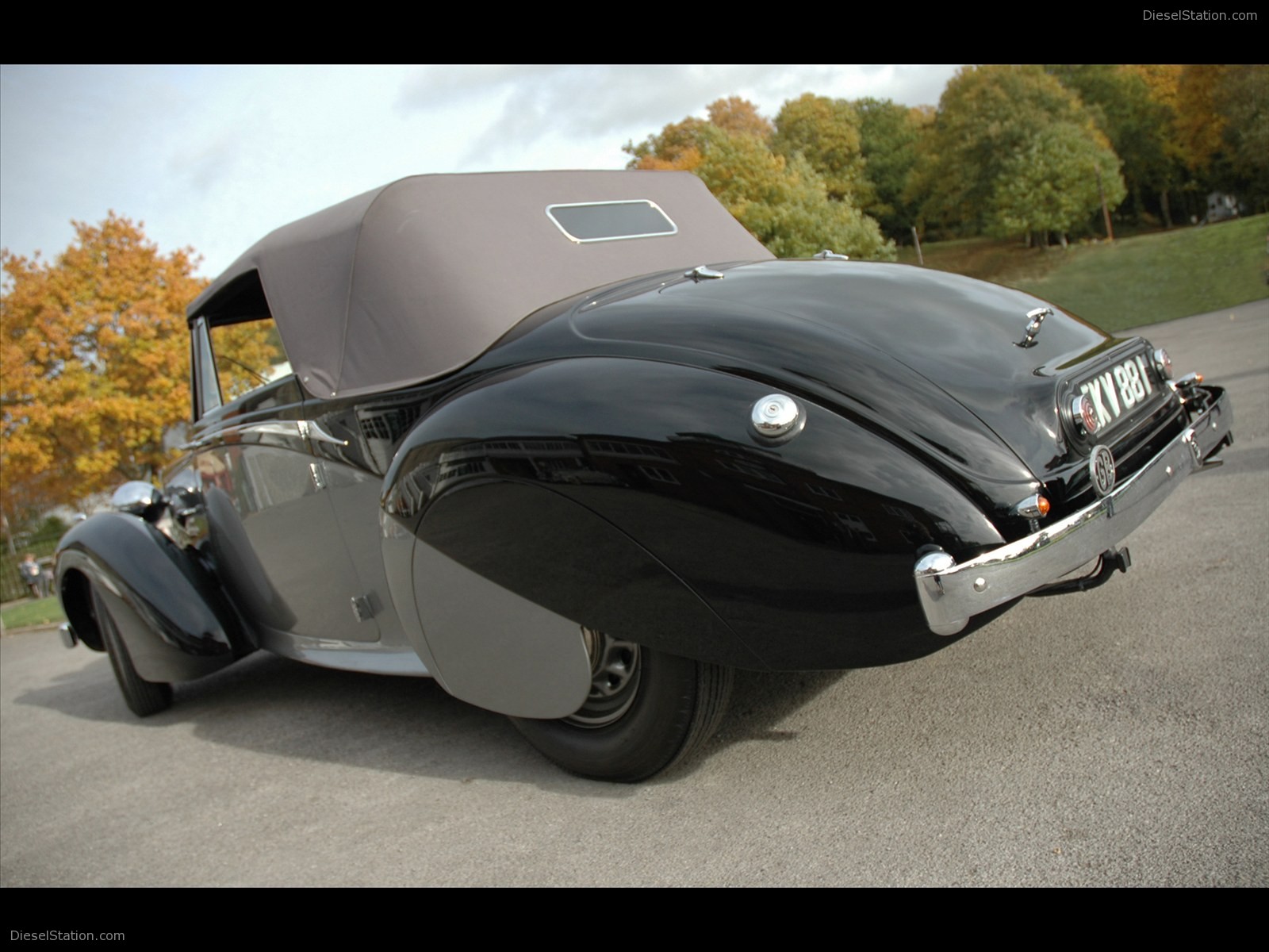 Daimler DB18