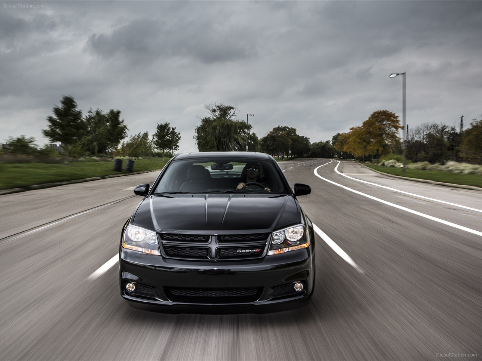 Dodge Avenger Blacktop Edition 2013