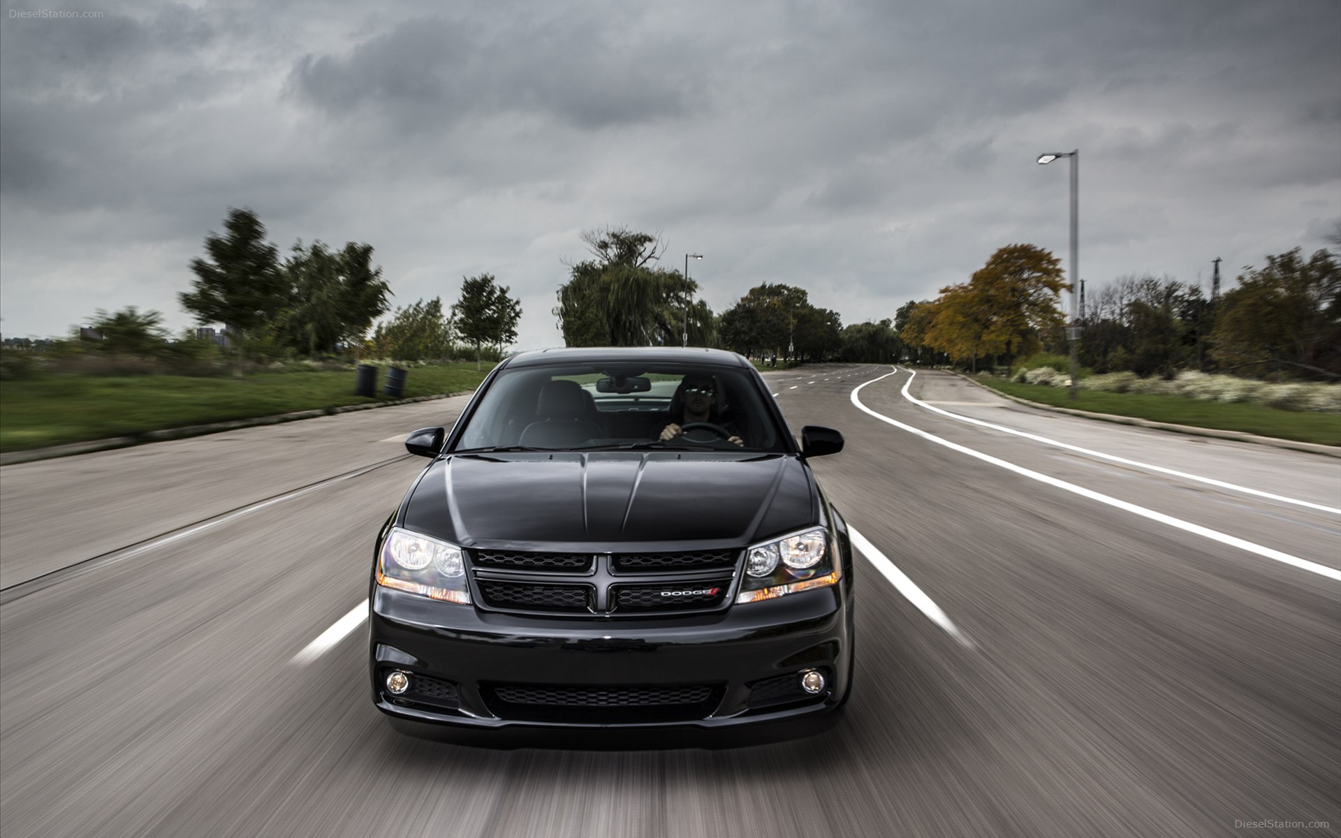 Dodge Avenger Blacktop Edition 2013