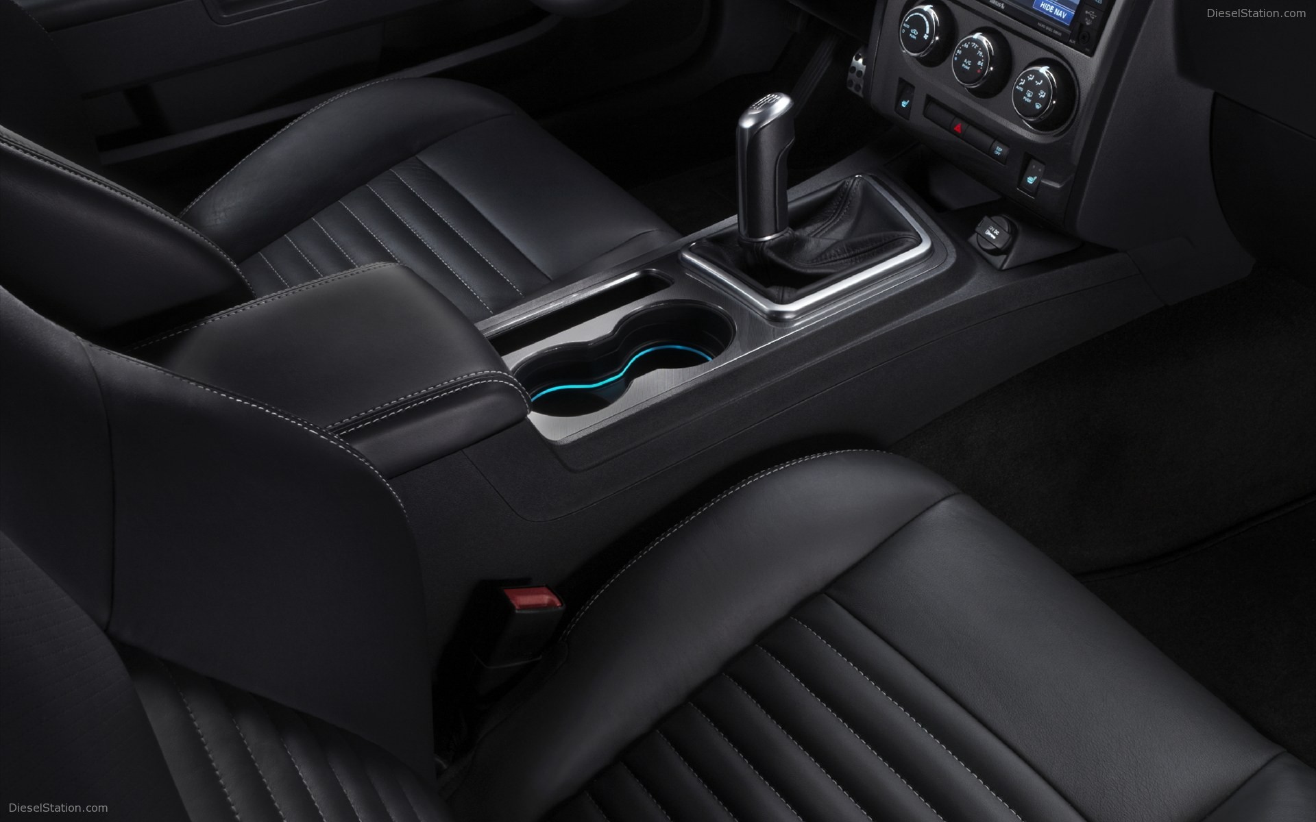 Dodge Challenger 2011