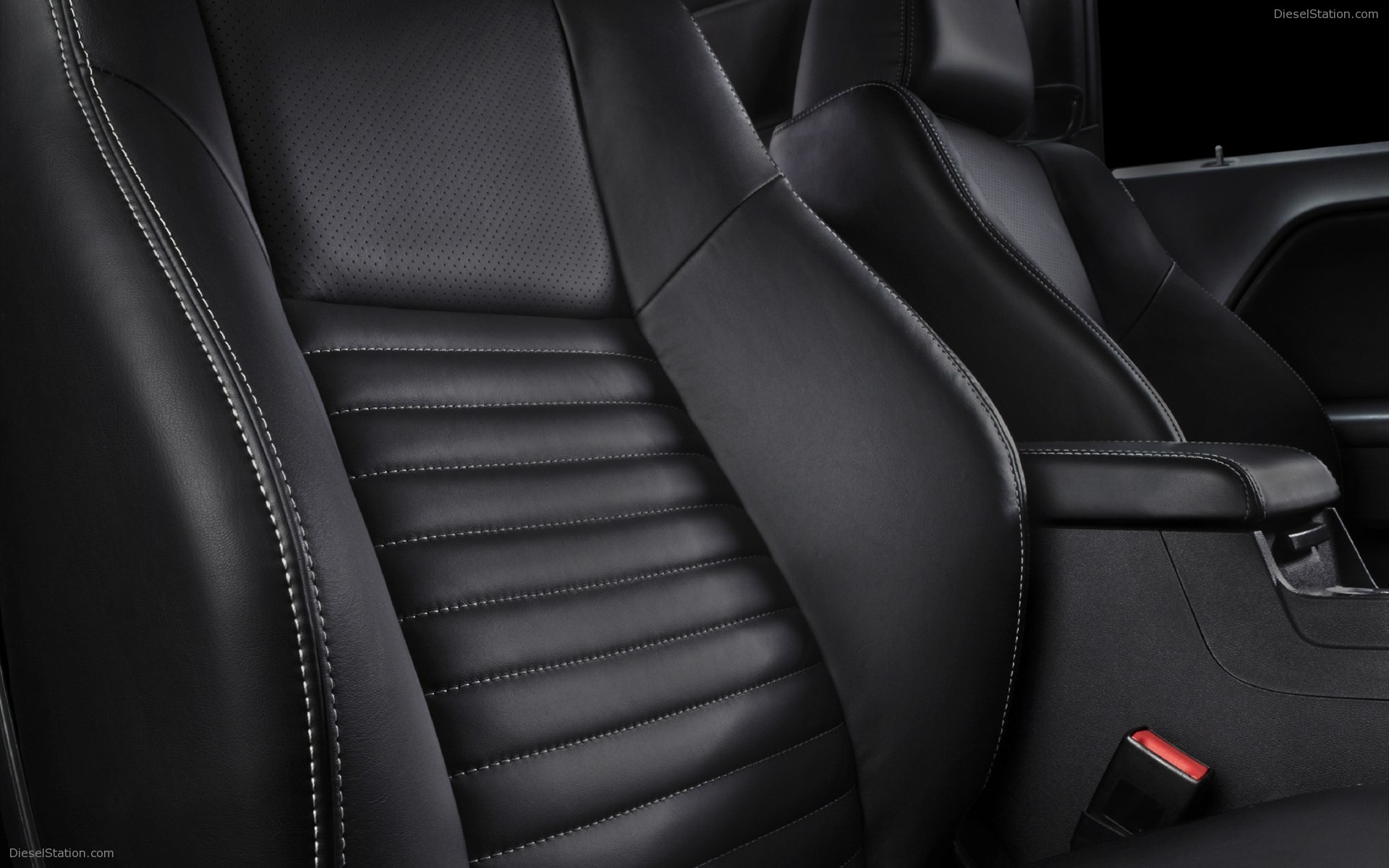 Dodge Challenger 2011