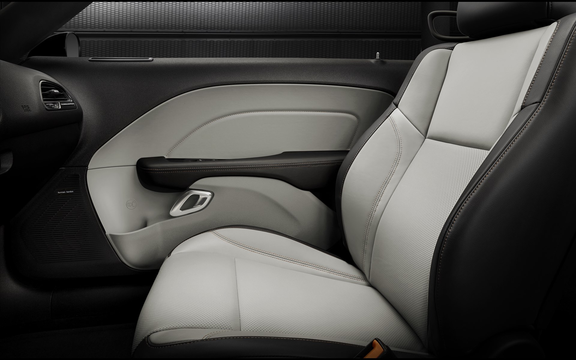 Dodge Challenger 2015