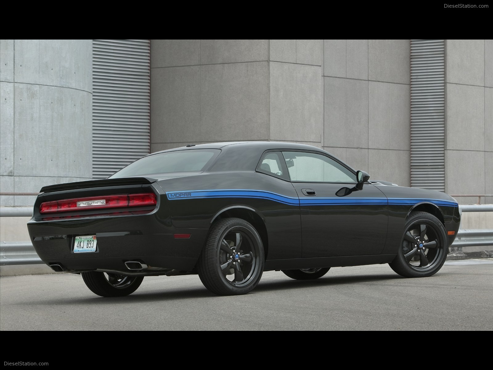 Dodge Challenger Mopar 2010