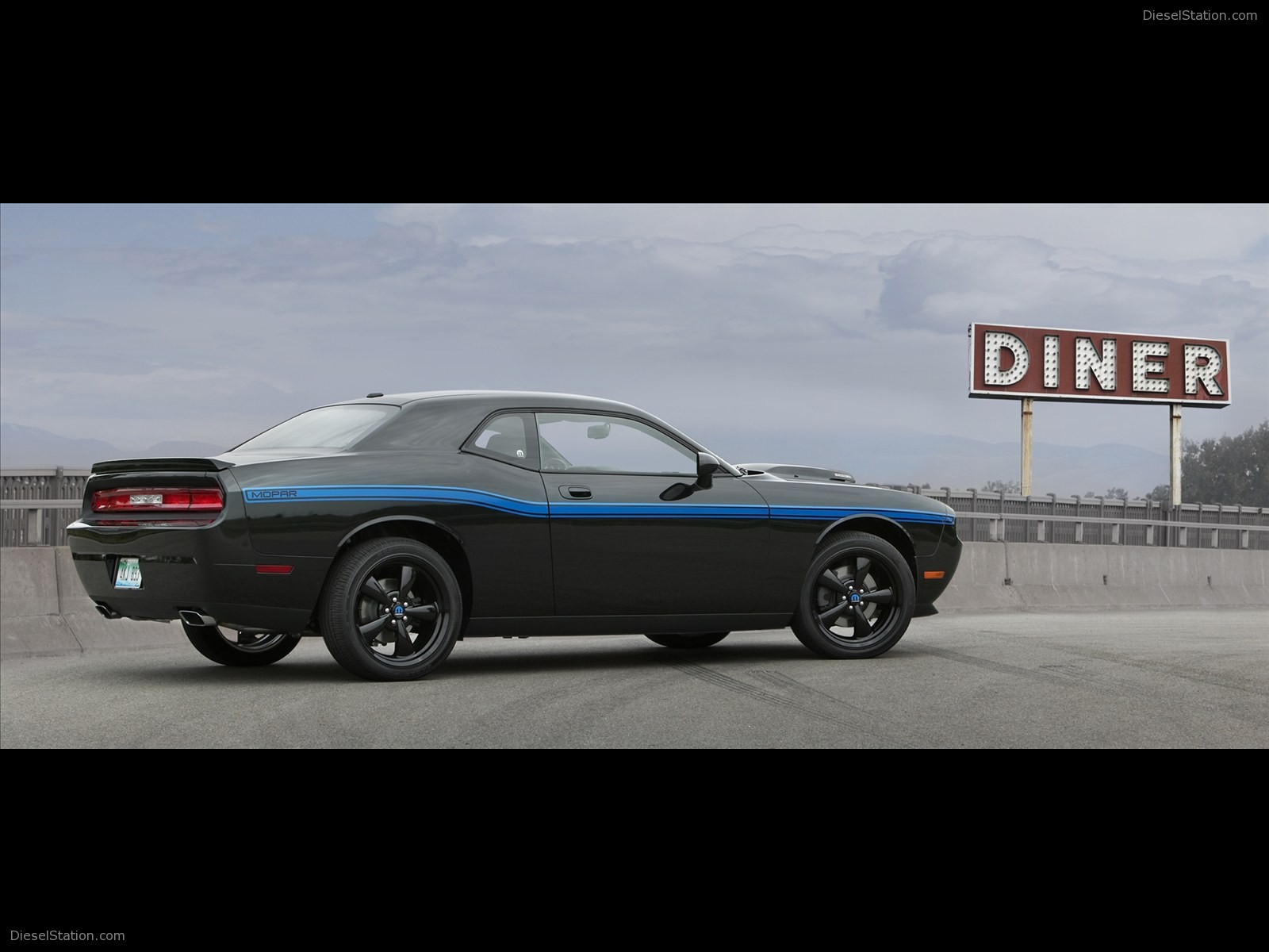 Dodge Challenger Mopar 2010