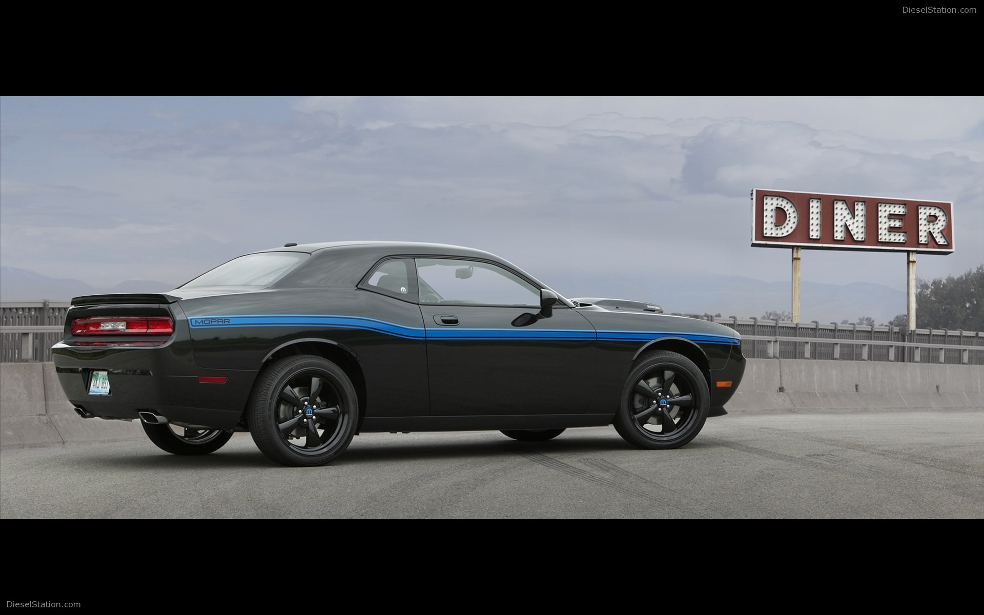 Dodge Challenger Mopar 2010