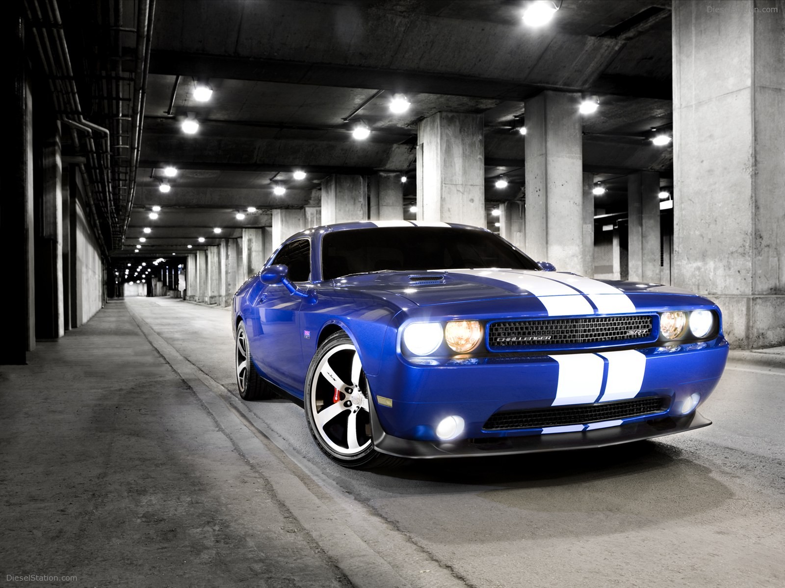 Dodge Challenger SRT8 392 2011
