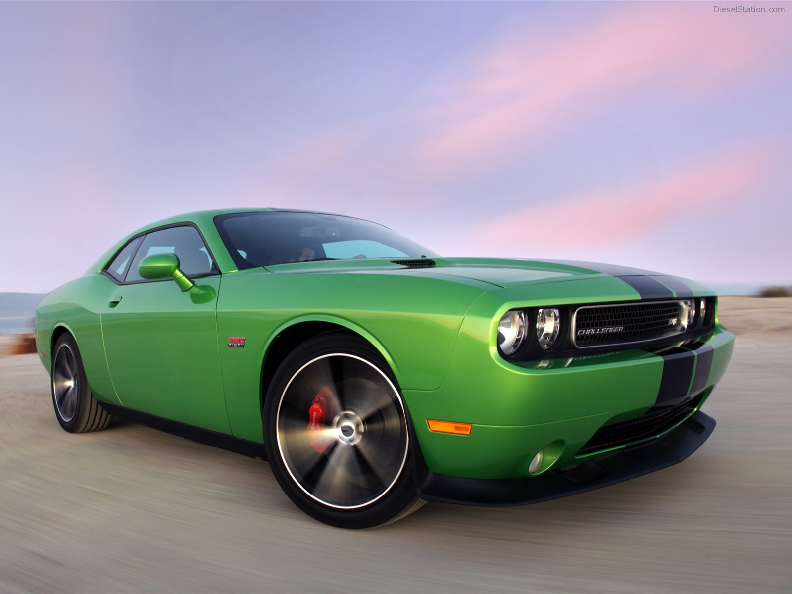 Dodge Challenger SRT8 392 2011