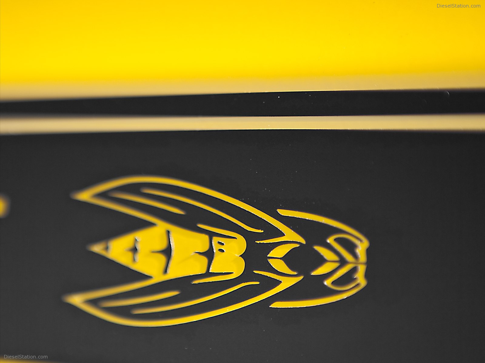Dodge Challenger SRT8 392 Yellow Jacket 2012 Dodge Challenger SRT8 392 Yellow Jacket 2012
