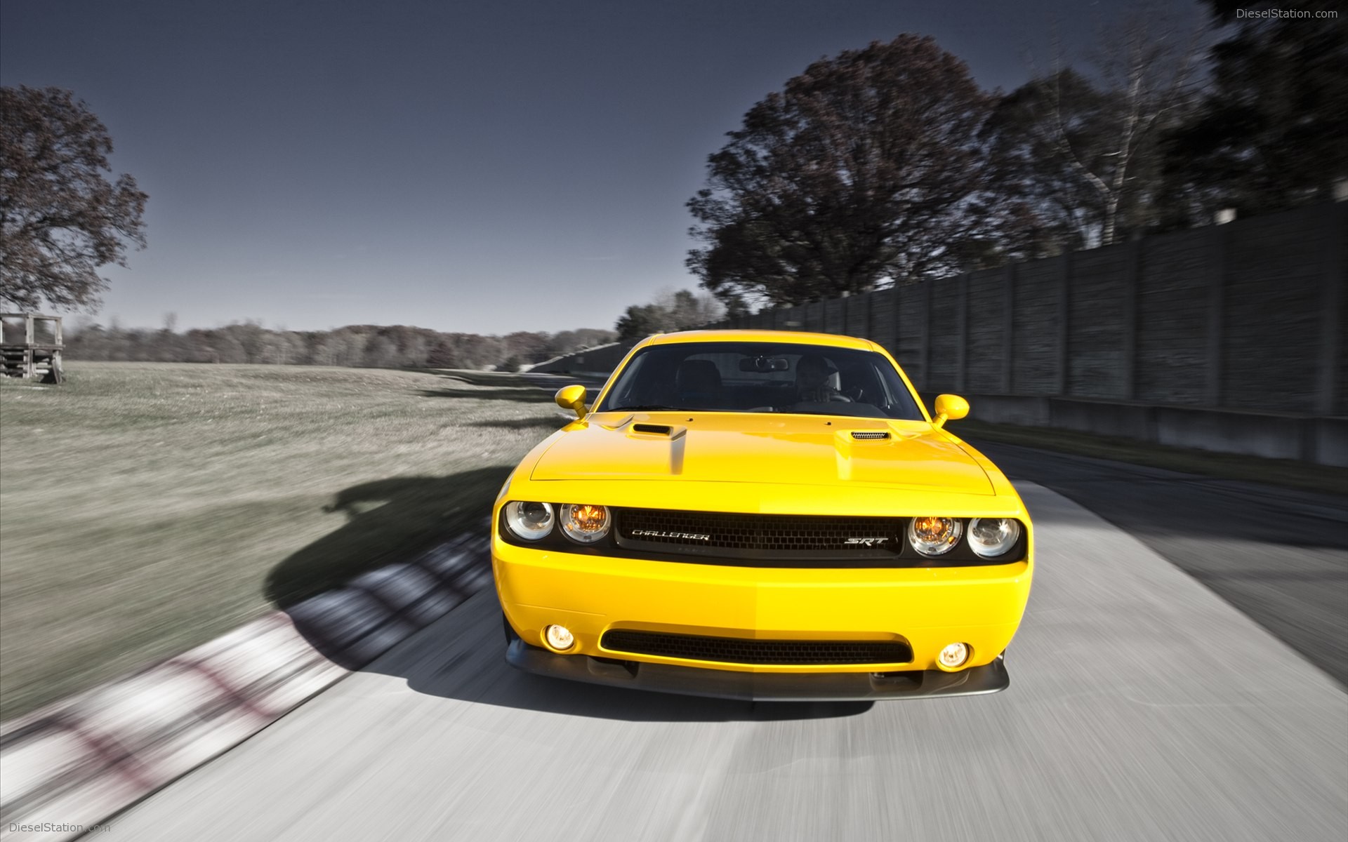 Dodge Challenger SRT8 392 Yellow Jacket 2012 Dodge Challenger SRT8 392 Yellow Jacket 2012