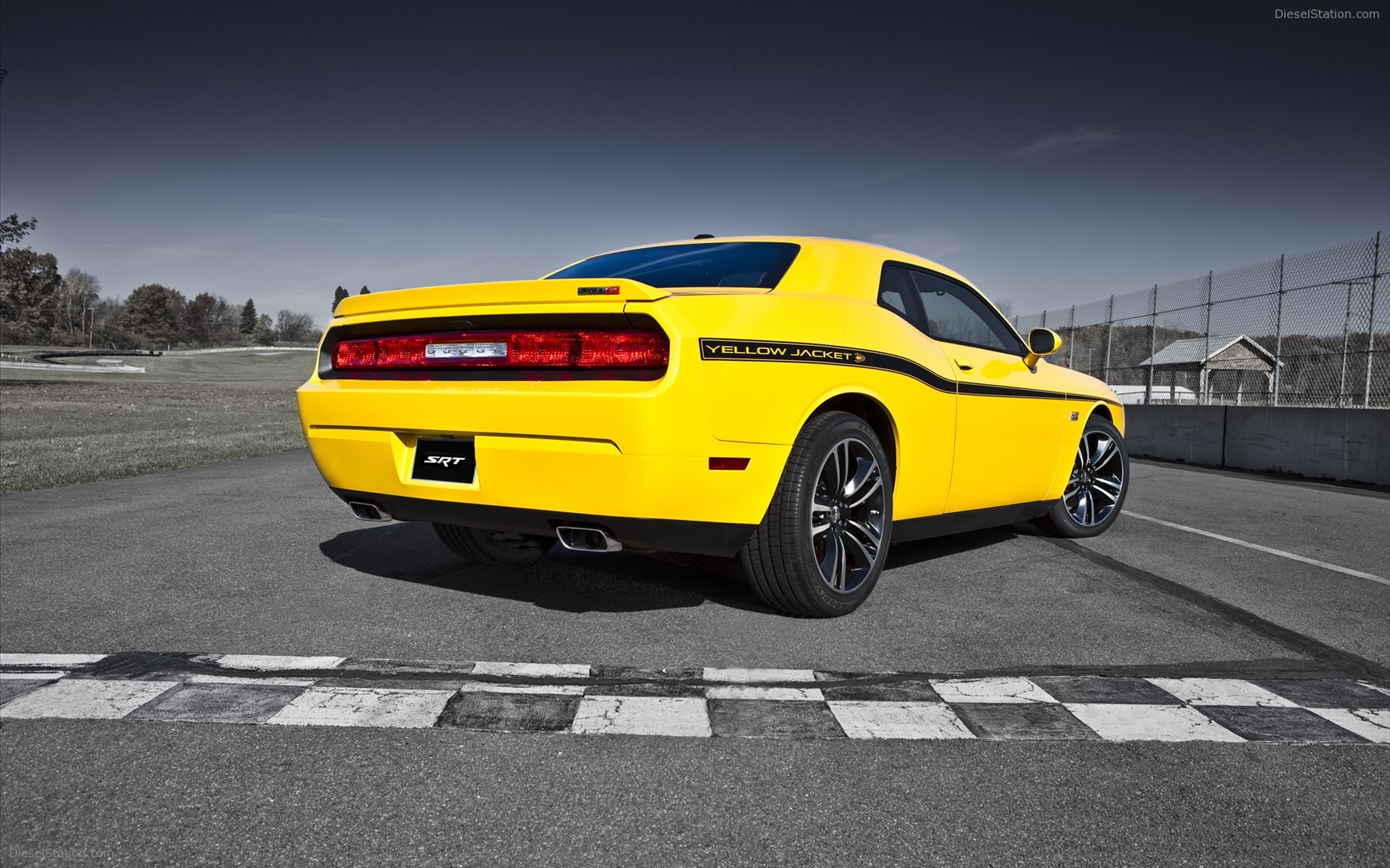 Dodge Challenger SRT8 392 Yellow Jacket 2012 Dodge Challenger SRT8 392 Yellow Jacket 2012