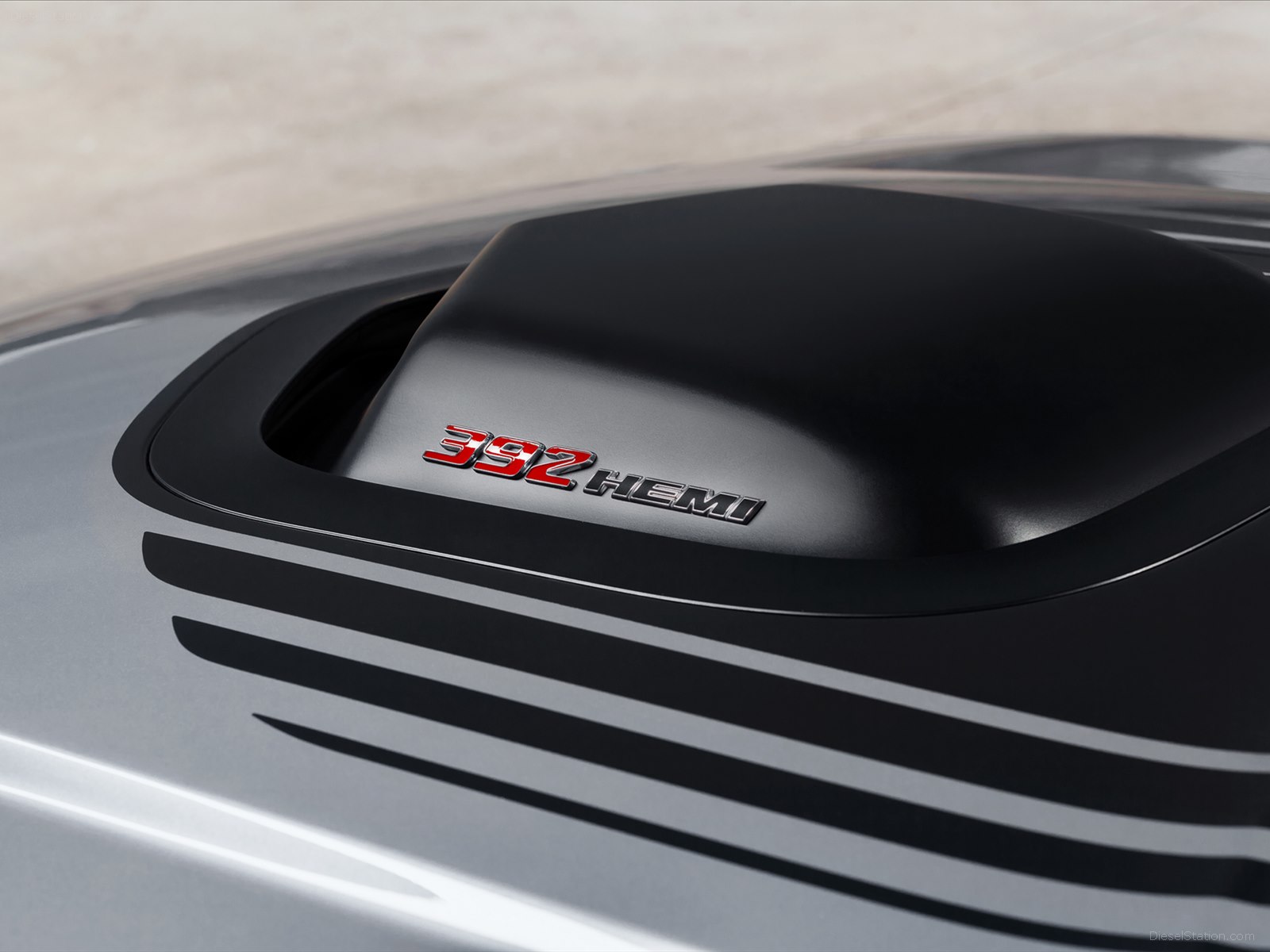 Dodge Challenger Shaker 2015