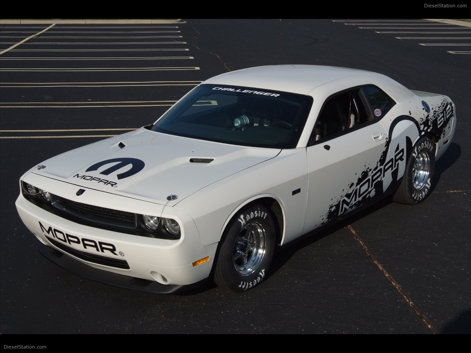 Dodge Challenger V10 Mopar Drag Pak