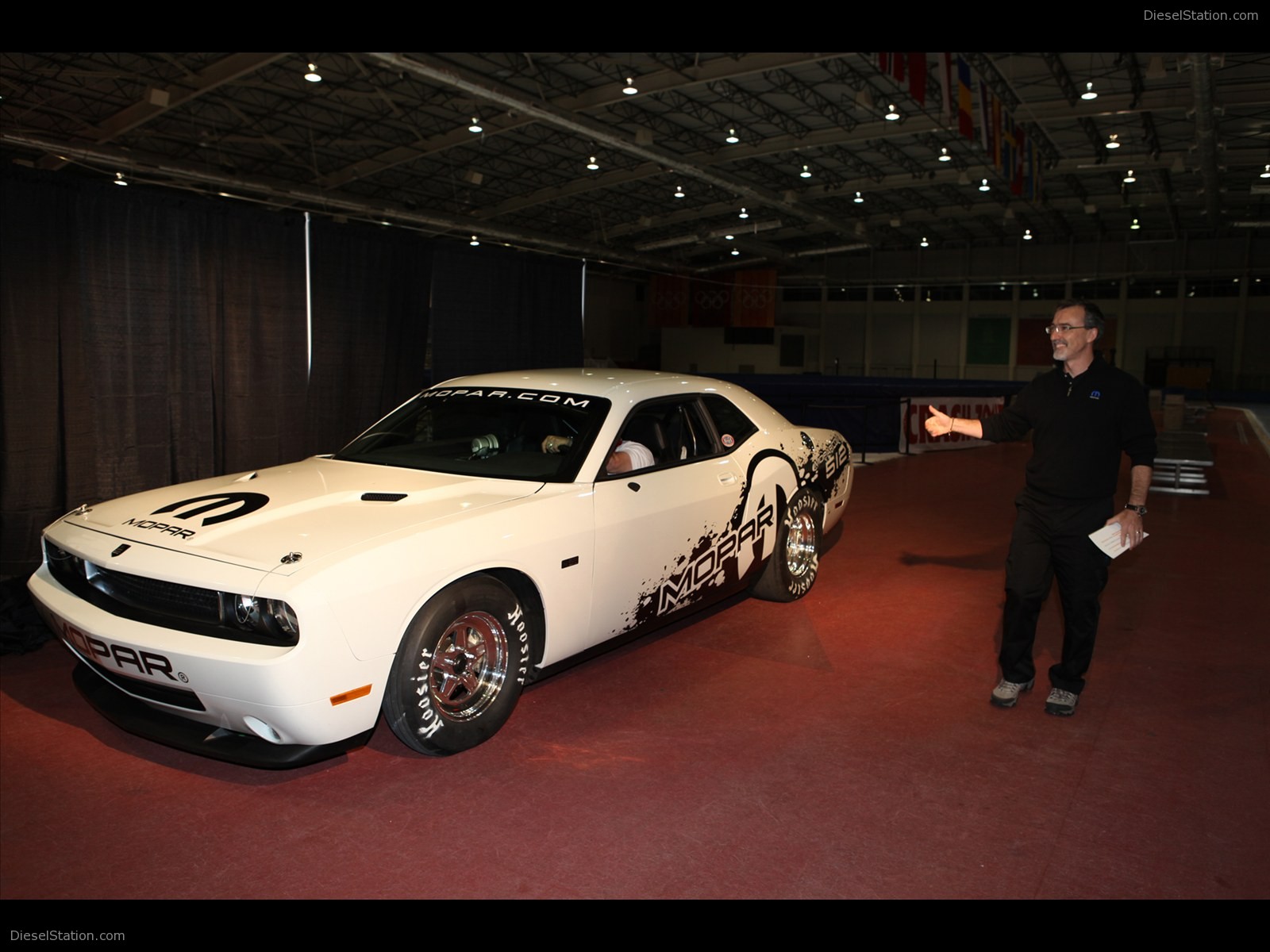 Dodge Challenger V10 Mopar Drag Pak