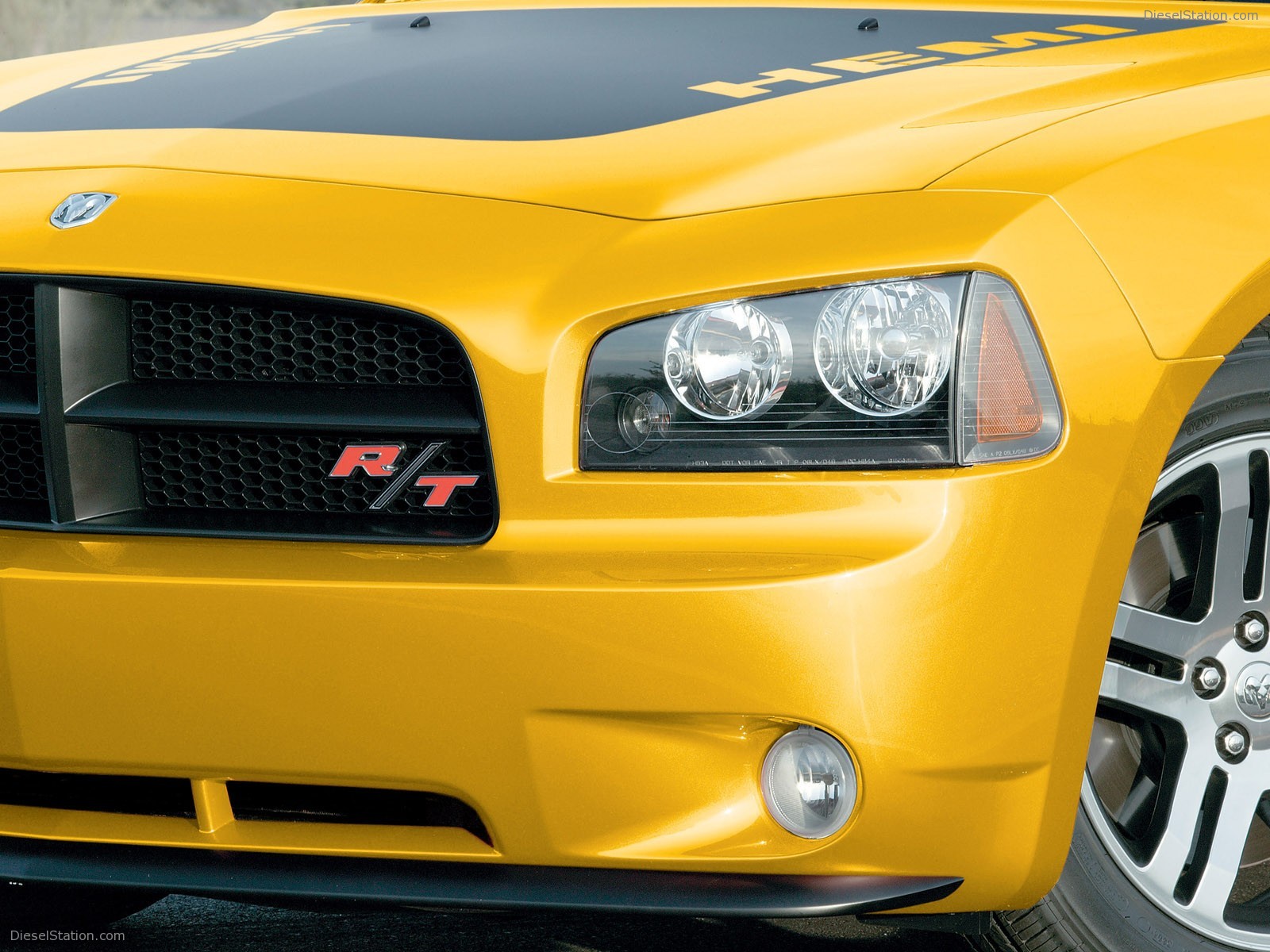 Dodge Charger (2005)