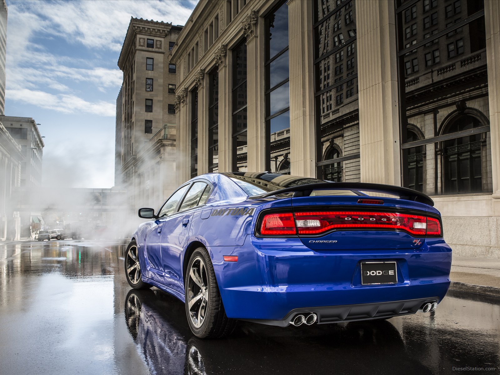 Dodge Charger Daytona 2013