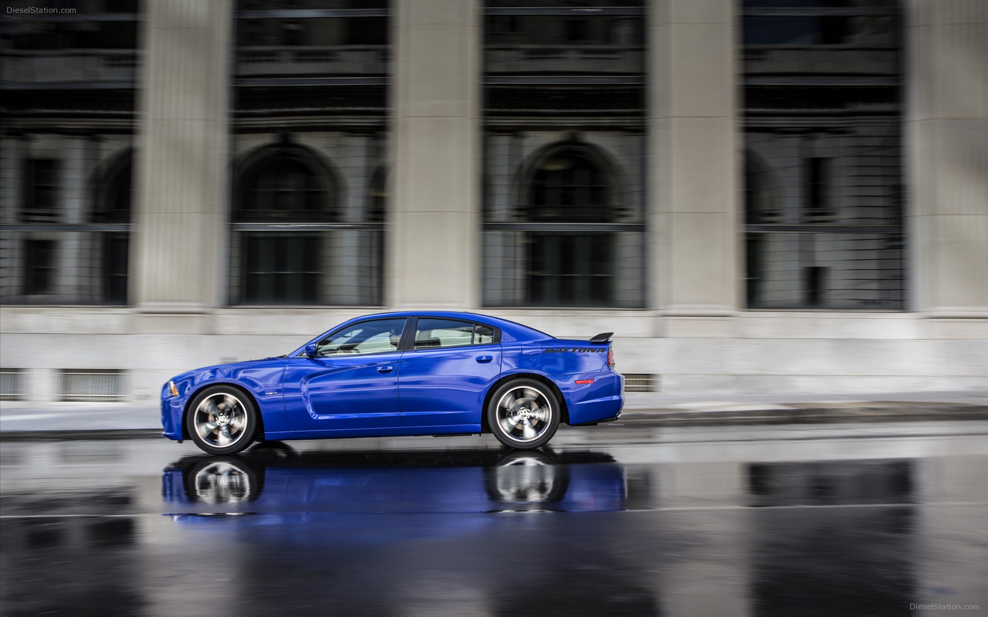 Dodge Charger Daytona 2013