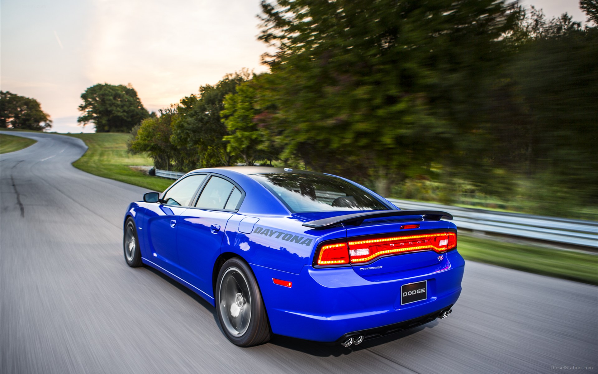 Dodge Charger Daytona 2013