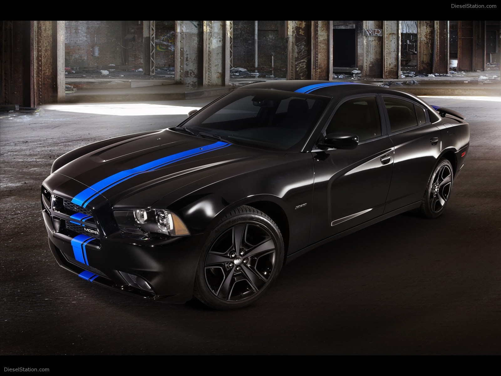 Dodge Charger Mopar 2011
