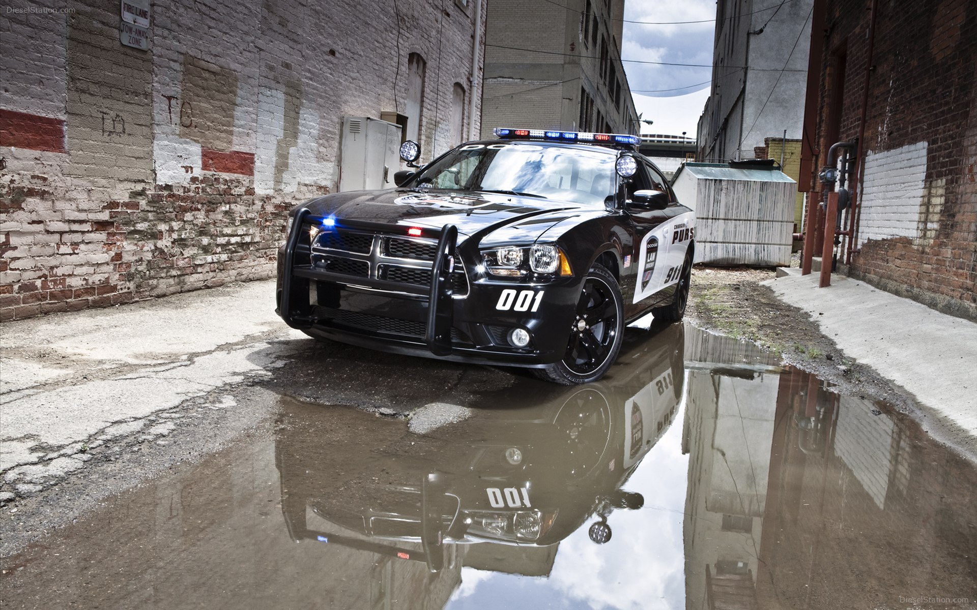 Dodge Charger Pursuit 2013