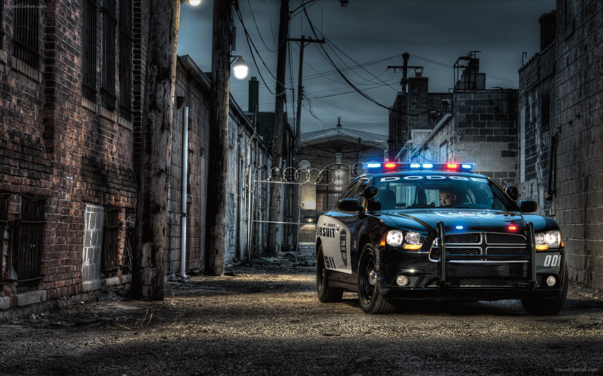 Dodge Charger Pursuit 2013