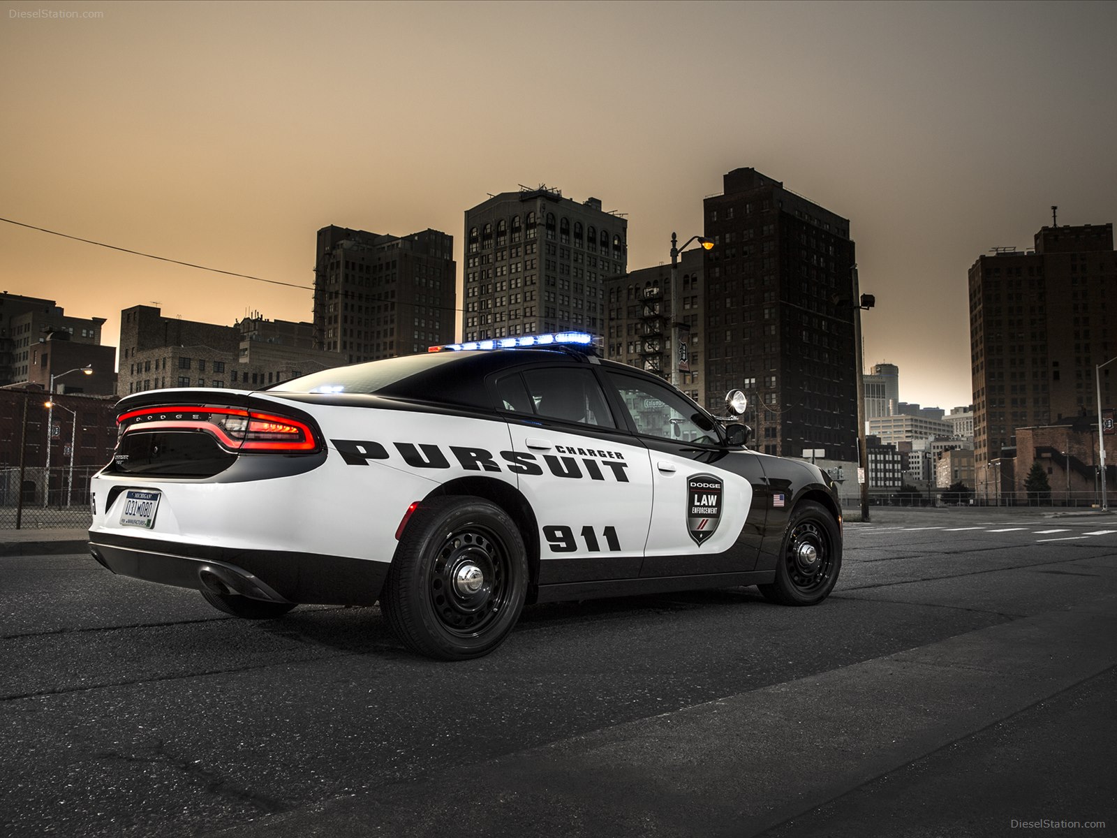 Dodge Charger Pursuit 2015