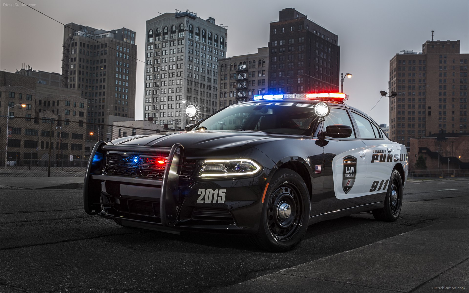 Dodge Charger Pursuit 2015