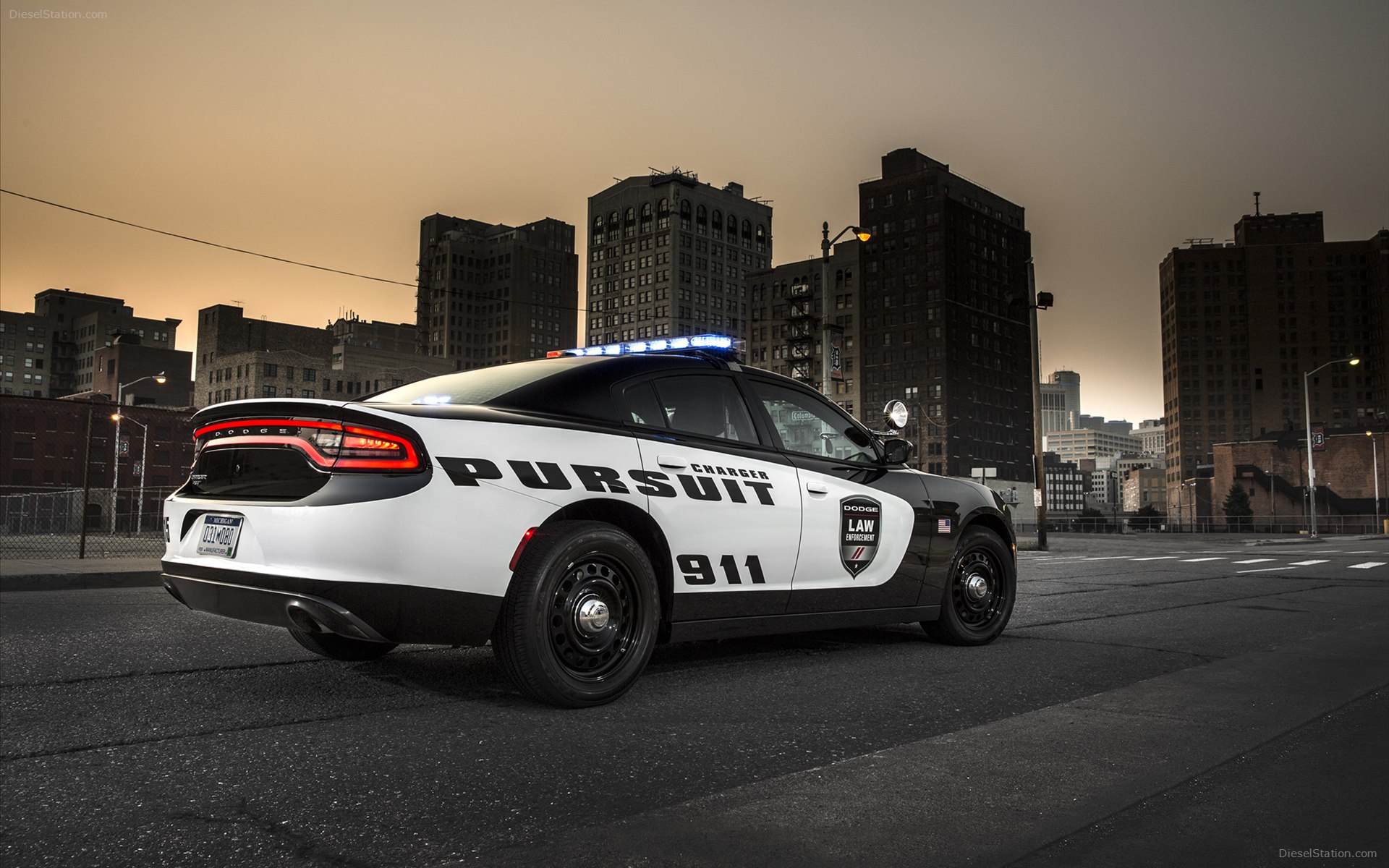 Dodge Charger Pursuit 2015