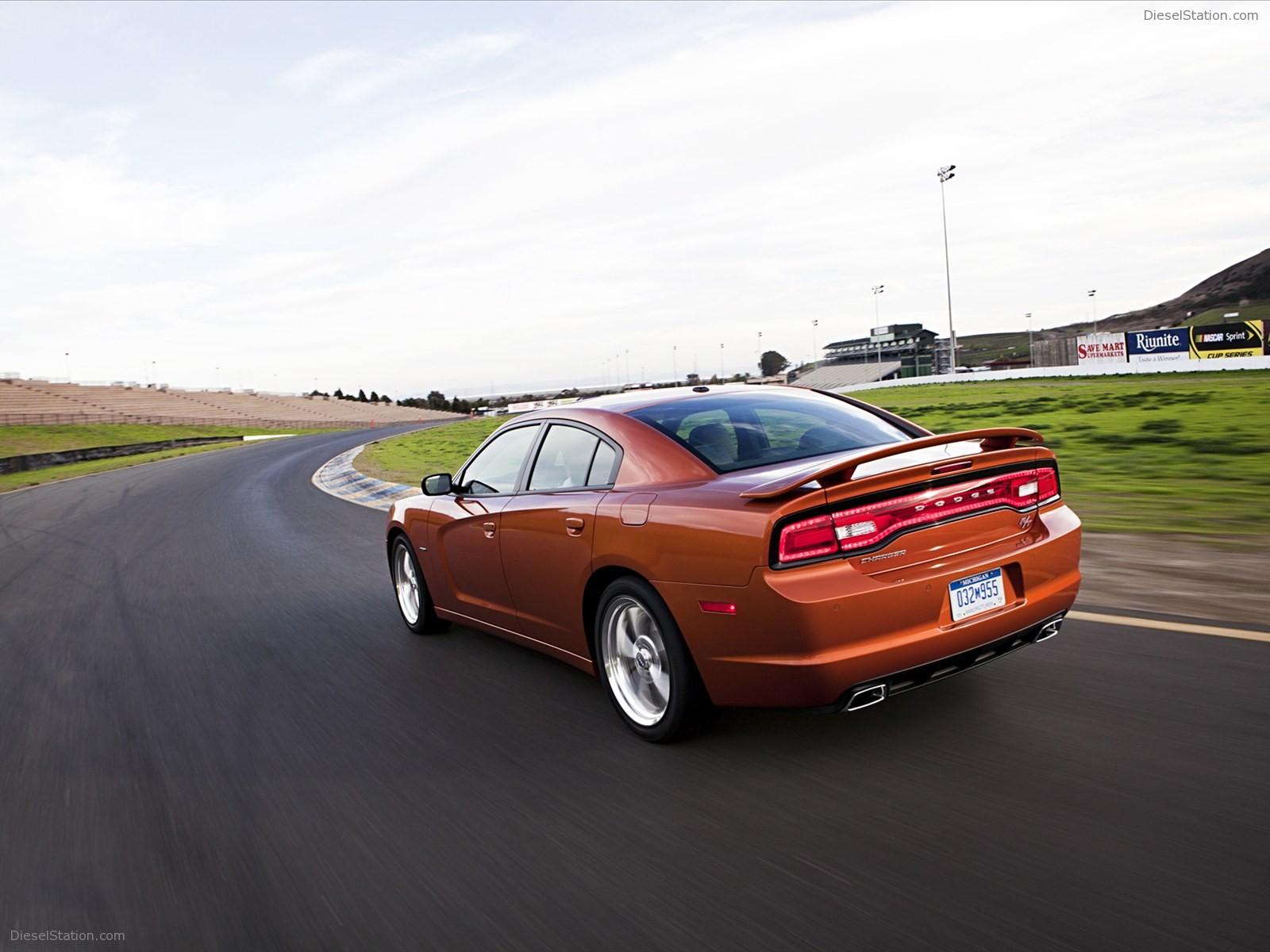 Dodge Charger RT AWD 2012