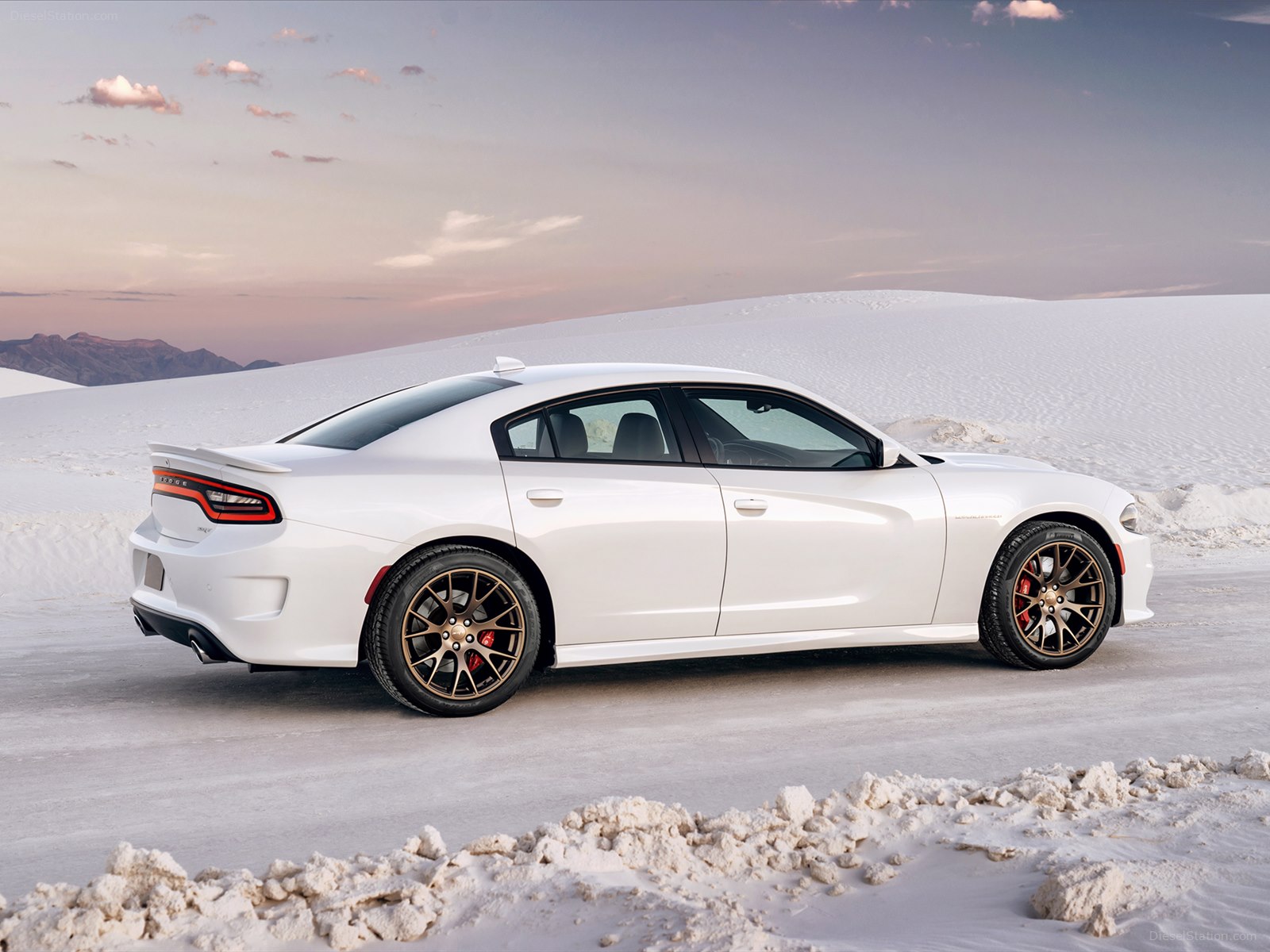 Dodge Charger SRT Hellcat 2015